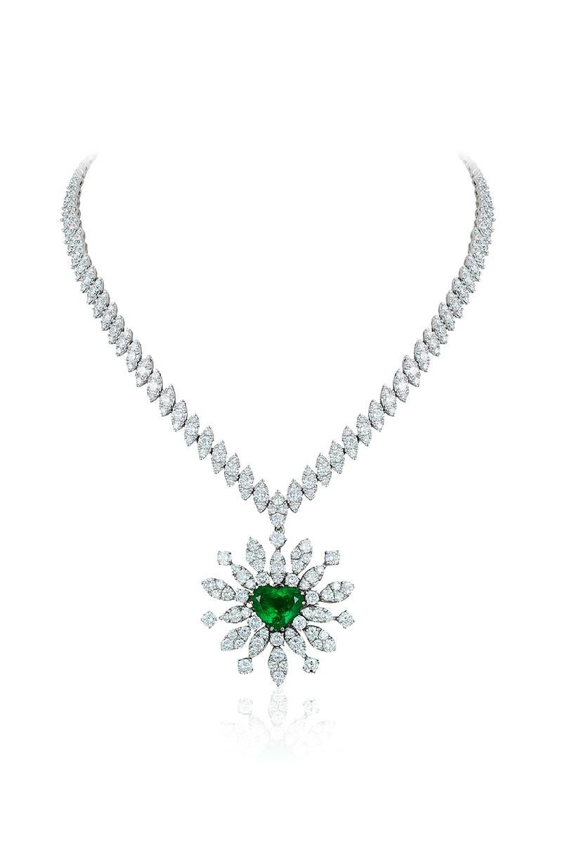 Andreoli Heart Shaped Colombian Cert Emerald Diamond 18 Karat White Gold Necklace

This necklace features:
- 21.60 Carat Diamond
- 4.39 Carat Heart Shaped Colombian Emerald Certified
- 53.20 Gram 18K White Gold
- Made In Italy