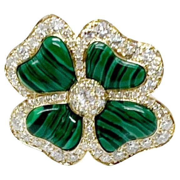 Andreoli, bague trèfle en or jaune 18 carats, diamants et malachite