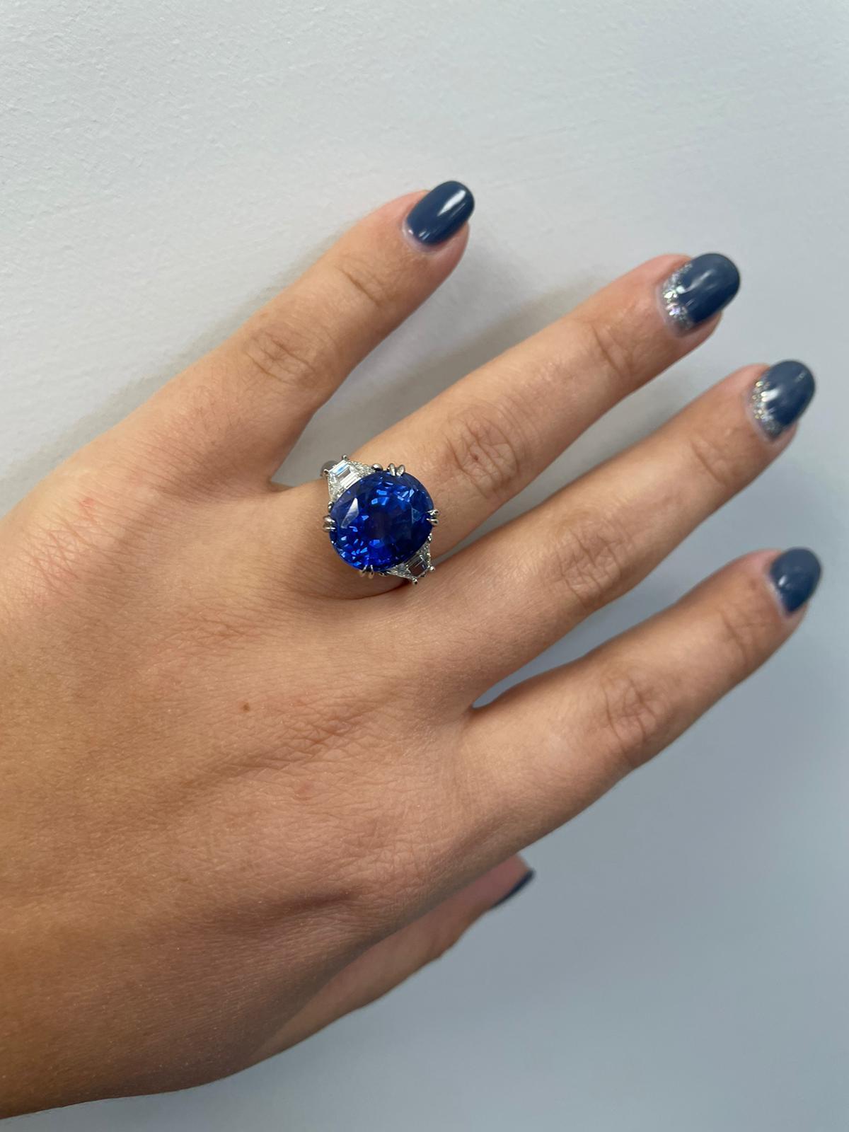 Andreoli Bague en platine certifiée GIA avec saphir bleu naturel non chauffé de Ceylan Unisexe en vente