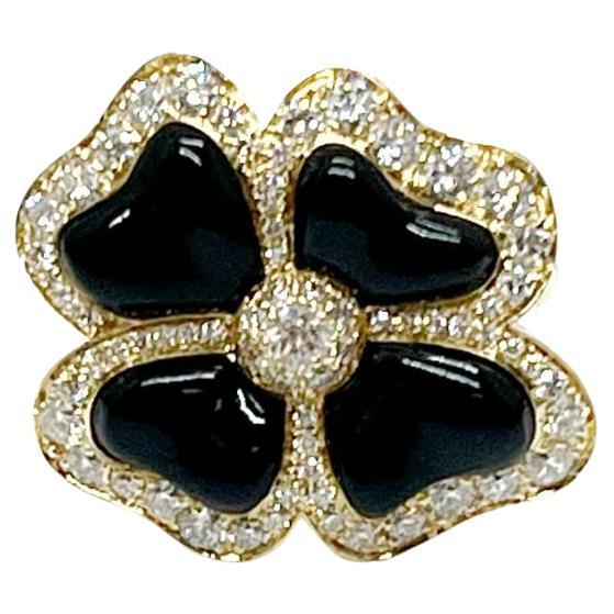 Andreoli Onyx Diamond 18 Karat Yellow Gold Clover Ring For Sale