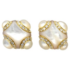 Andreoli Pavé Diamond and Mother of Pearl Cufflinks in 18 Karat Yellow Gold