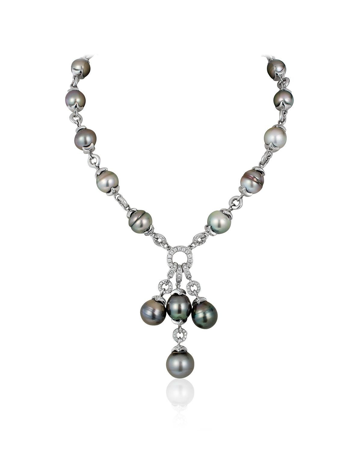 Andreoli Pearl Diamond 18 Karat Gold Drop Necklace

This necklace features:
- 1.79 Carat Diamond
- 45.00 g Pearl
- 50.10 g 18kt Gold
- Made In Italy
