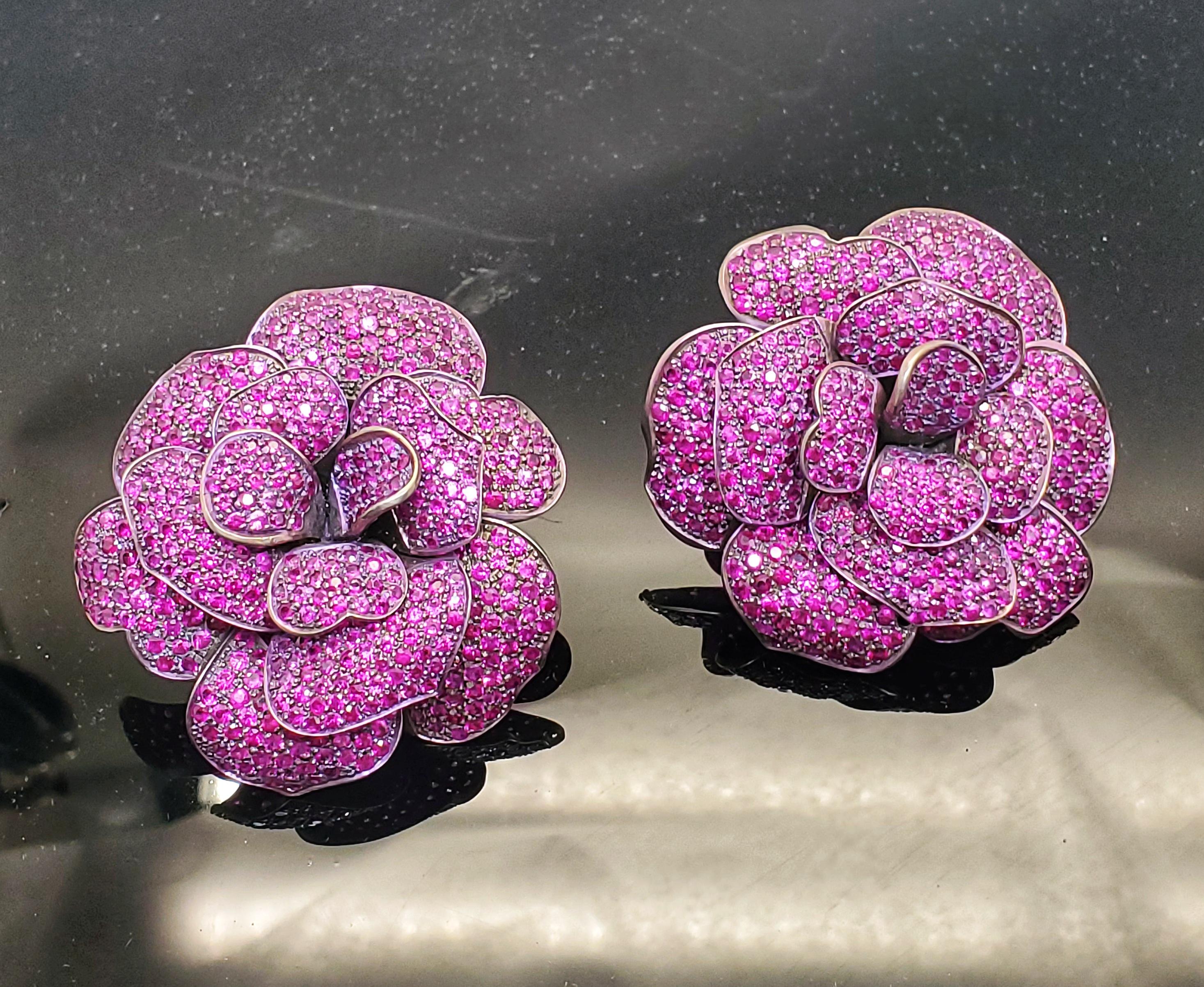 Andreoli Pink Sapphire Titanium Flower Clip-On Earrings In New Condition For Sale In New York, NY