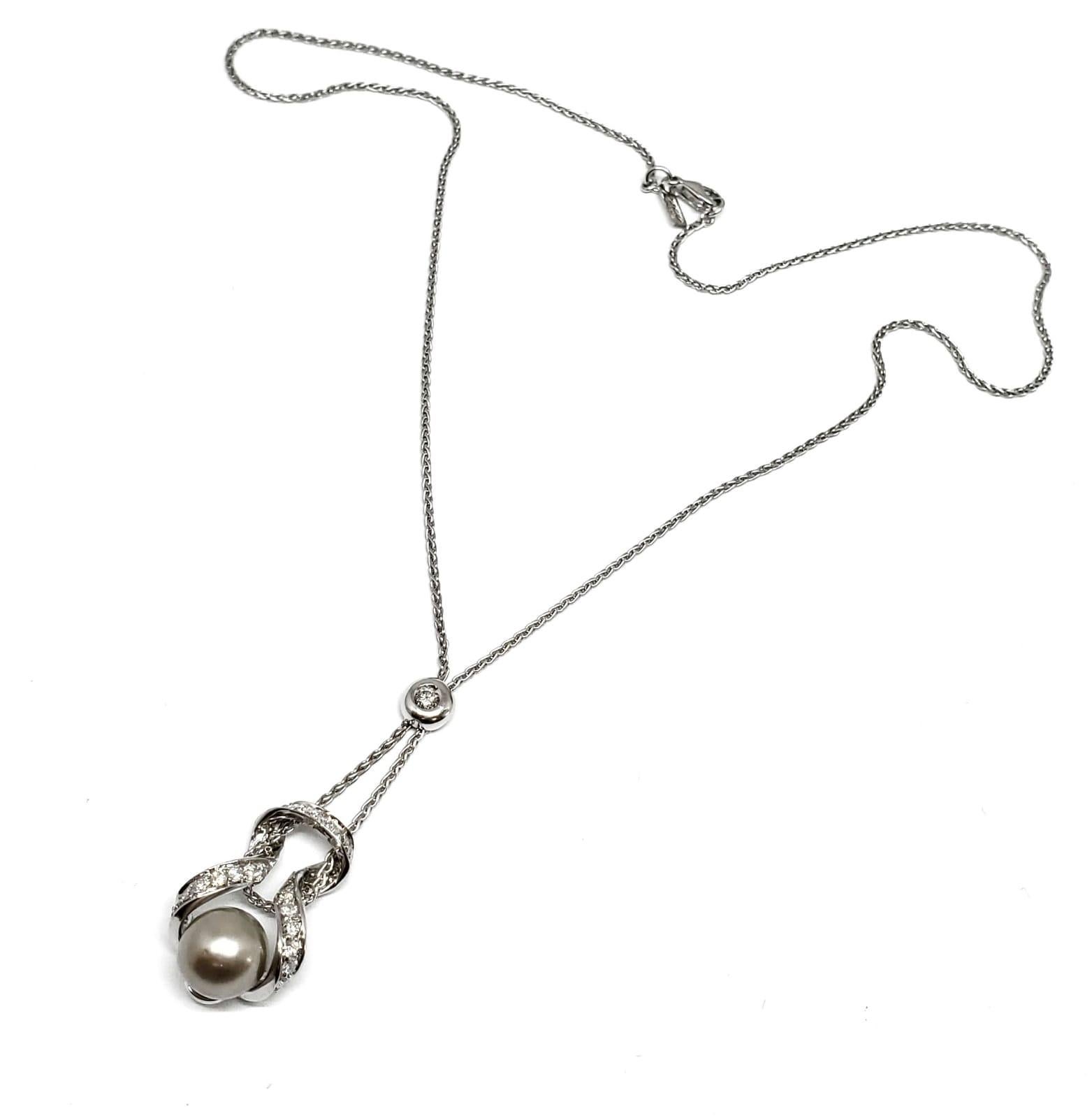 Contemporary Andreoli Tahitian Pearl Diamond Pendant 18 Karat White Gold Chain Necklace