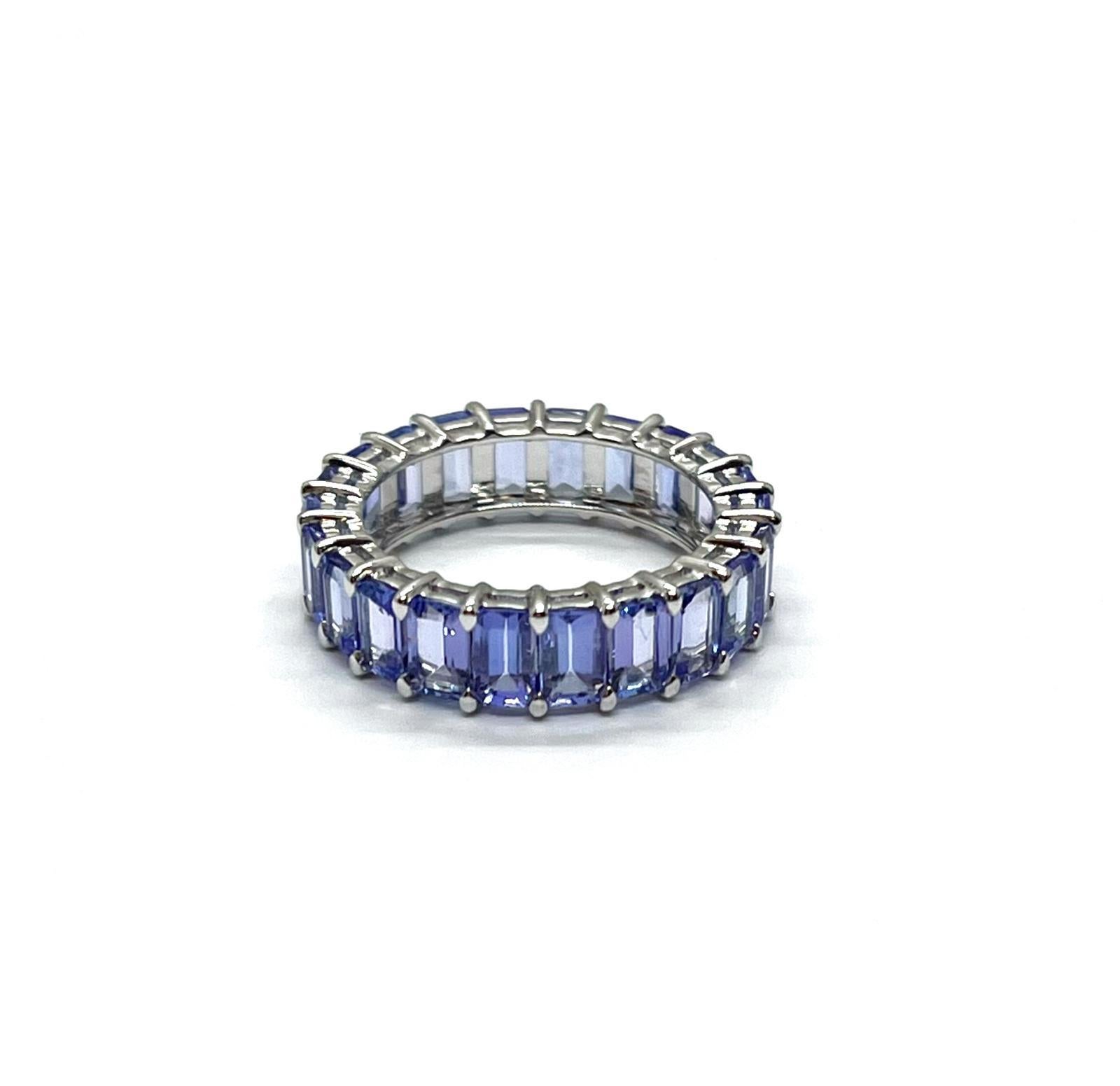 Contemporary Andreoli Tanzanite 18 Karat White Gold Eternity Band For Sale