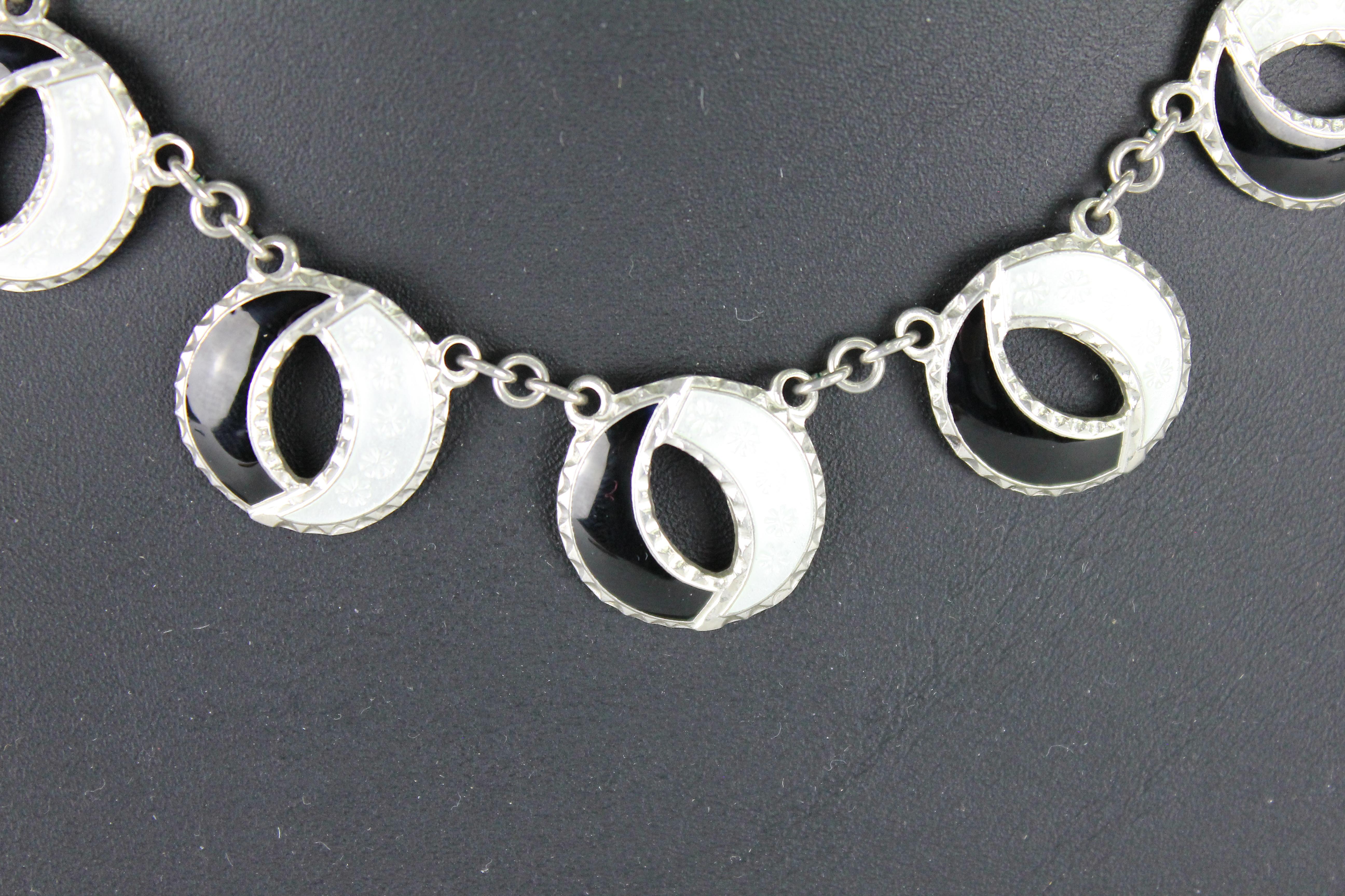 Andresen & Scheinpflug, Necklace in Sterling Silver and Enamel, Norway, 1940s 2
