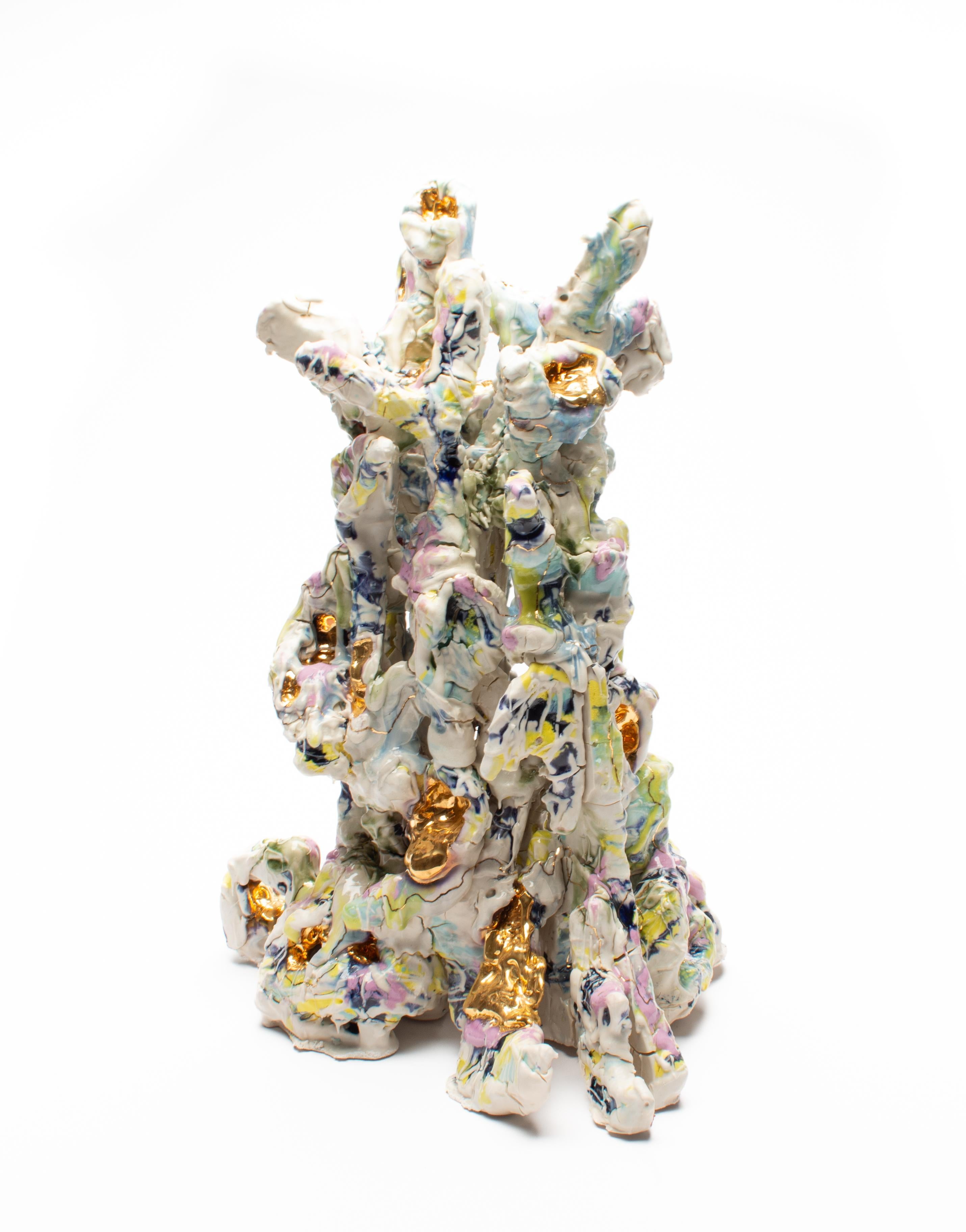 Sculpture en porcelaine avec glaçure lustrée dorée, Andrew Casto, 2025 en vente 1