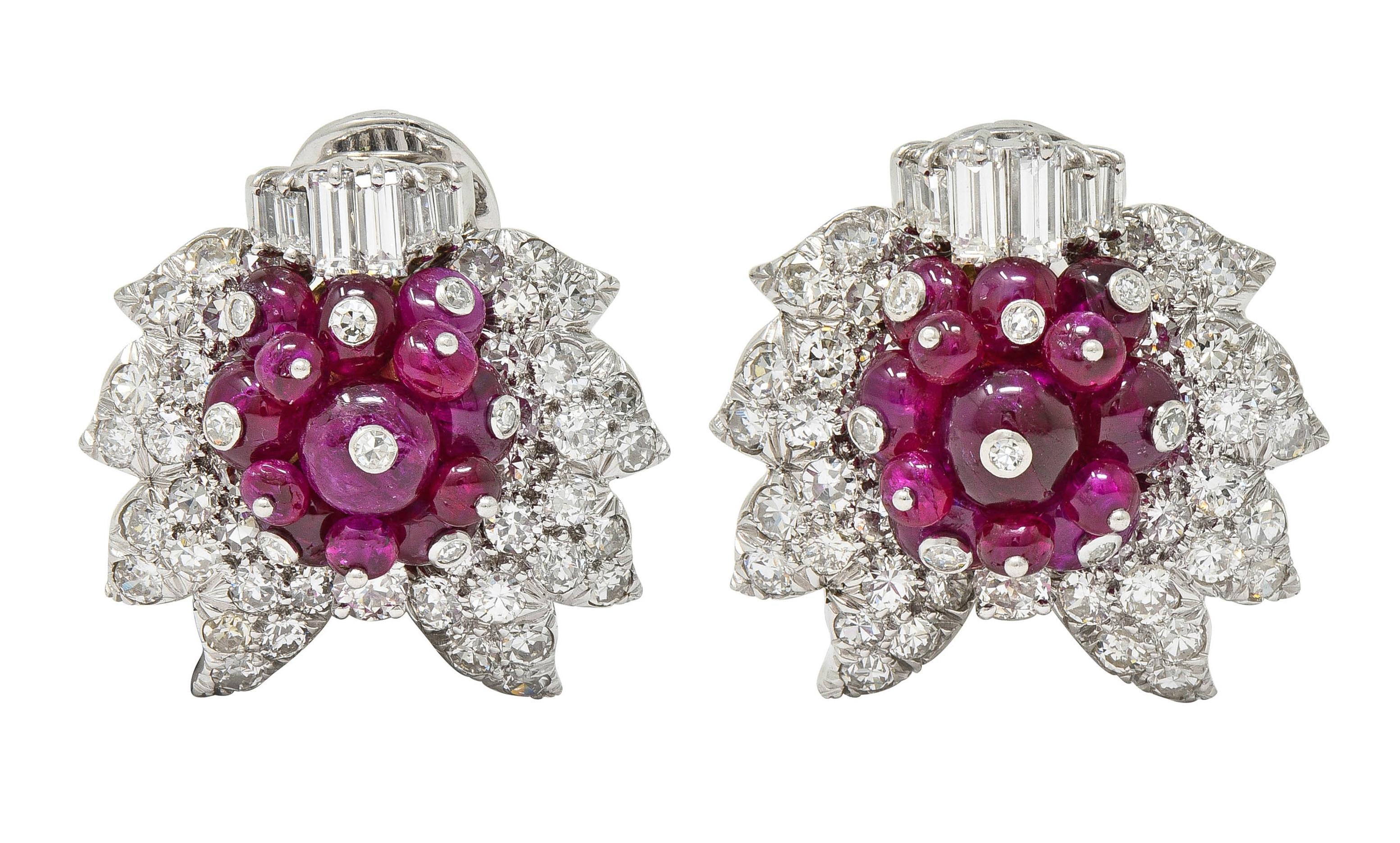 Andrew Clunn 131,96 Karat Diamant Rubin Platin 18K Gold Vintage Tages-Nacht-Ohrringe (Perle) im Angebot