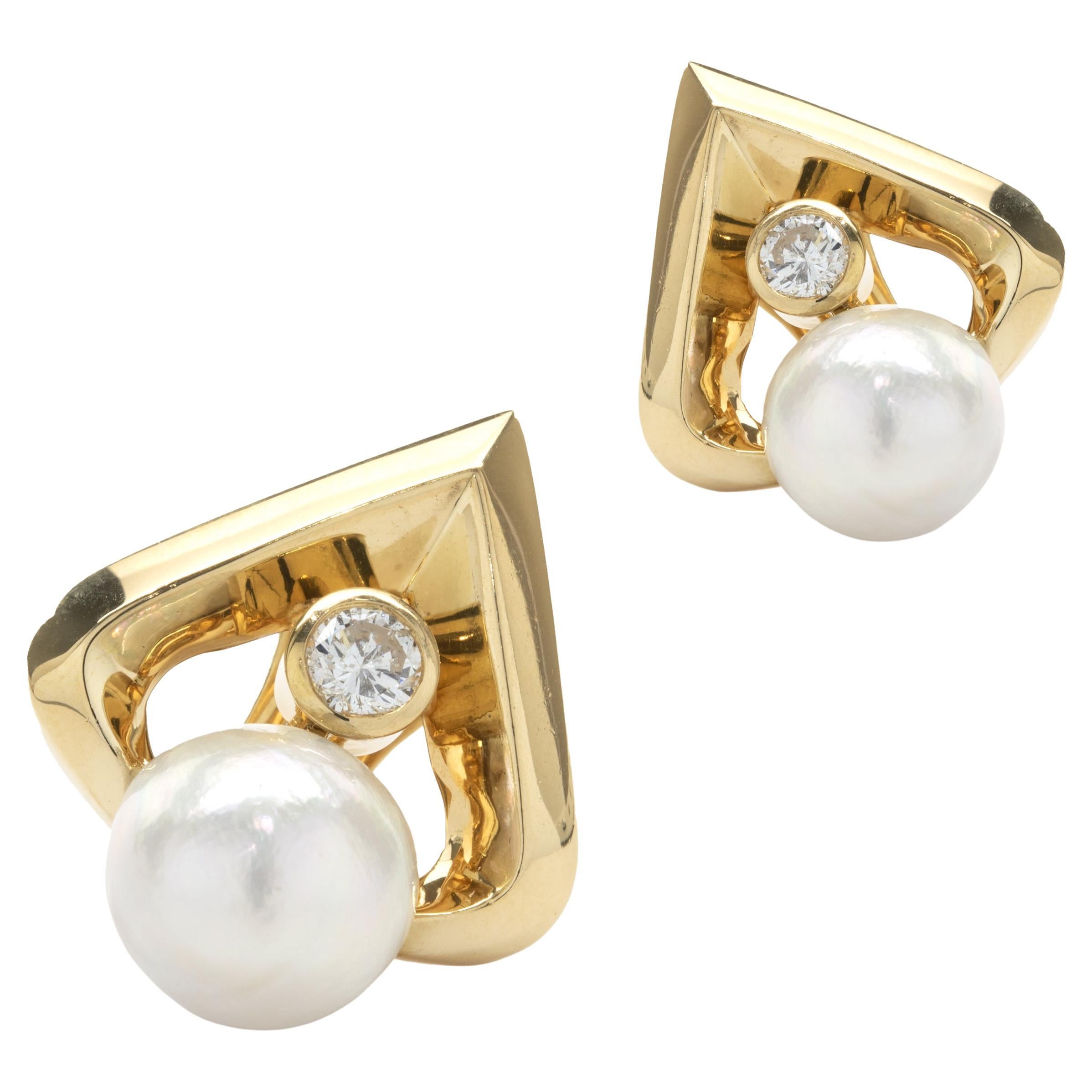 Andrew Clunn 18 Karat Yellow Gold Bezel Set Diamond and Pearl Spade Earrings For Sale