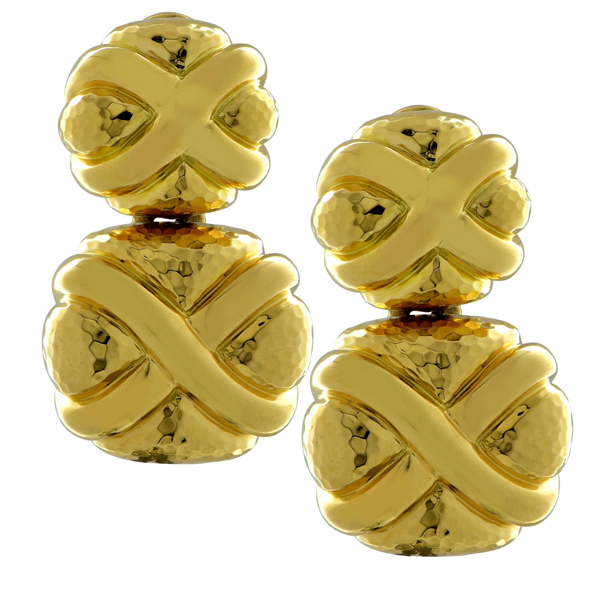 Andrew Clunn 18 Karat Yellow Gold Dangle Earrings