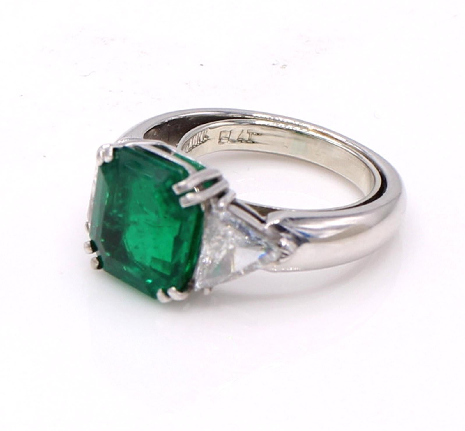 Emerald Cut Andrew Clunn 4.48 Carat Colombian Emerald Diamond Platinum Ring  For Sale