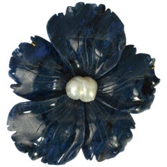 Andrew Clunn Broche à fleurs sculptée en lapis-lazuli