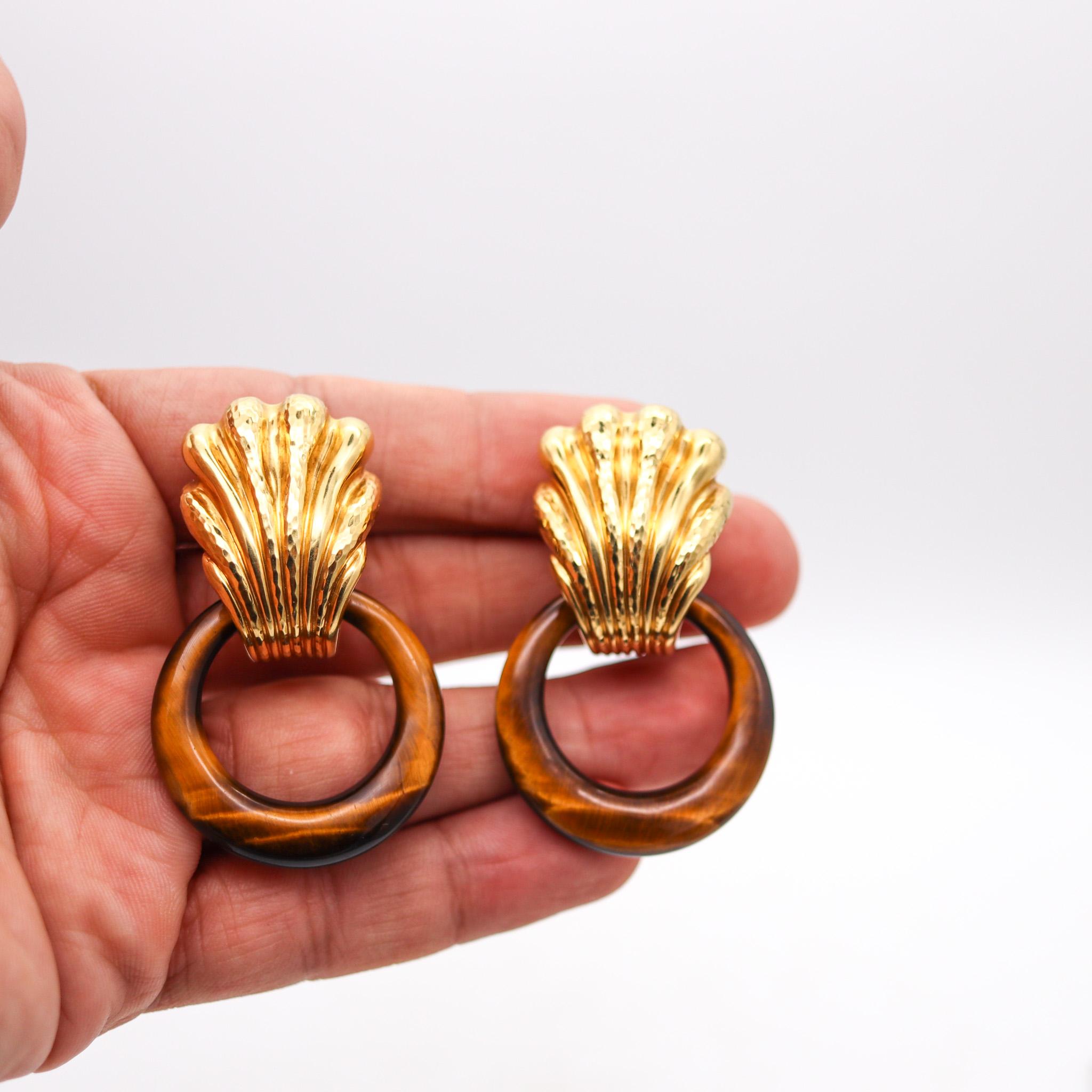 Andrew Clunn Convertible Doorknockers Earrings In 18Kt Gold With Tiger Eye In Excellent Condition For Sale In Miami, FL