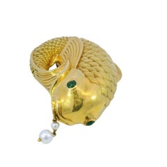 Andrew Clunn Fish Brooch 18K Yellow Gold Emerald Cabochon Eyes
