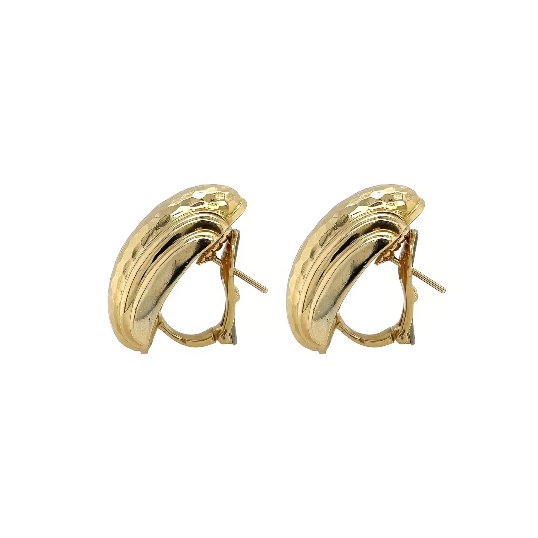 ANDREW CLUNN Hammered Gold Earrings In Good Condition In New York, NY