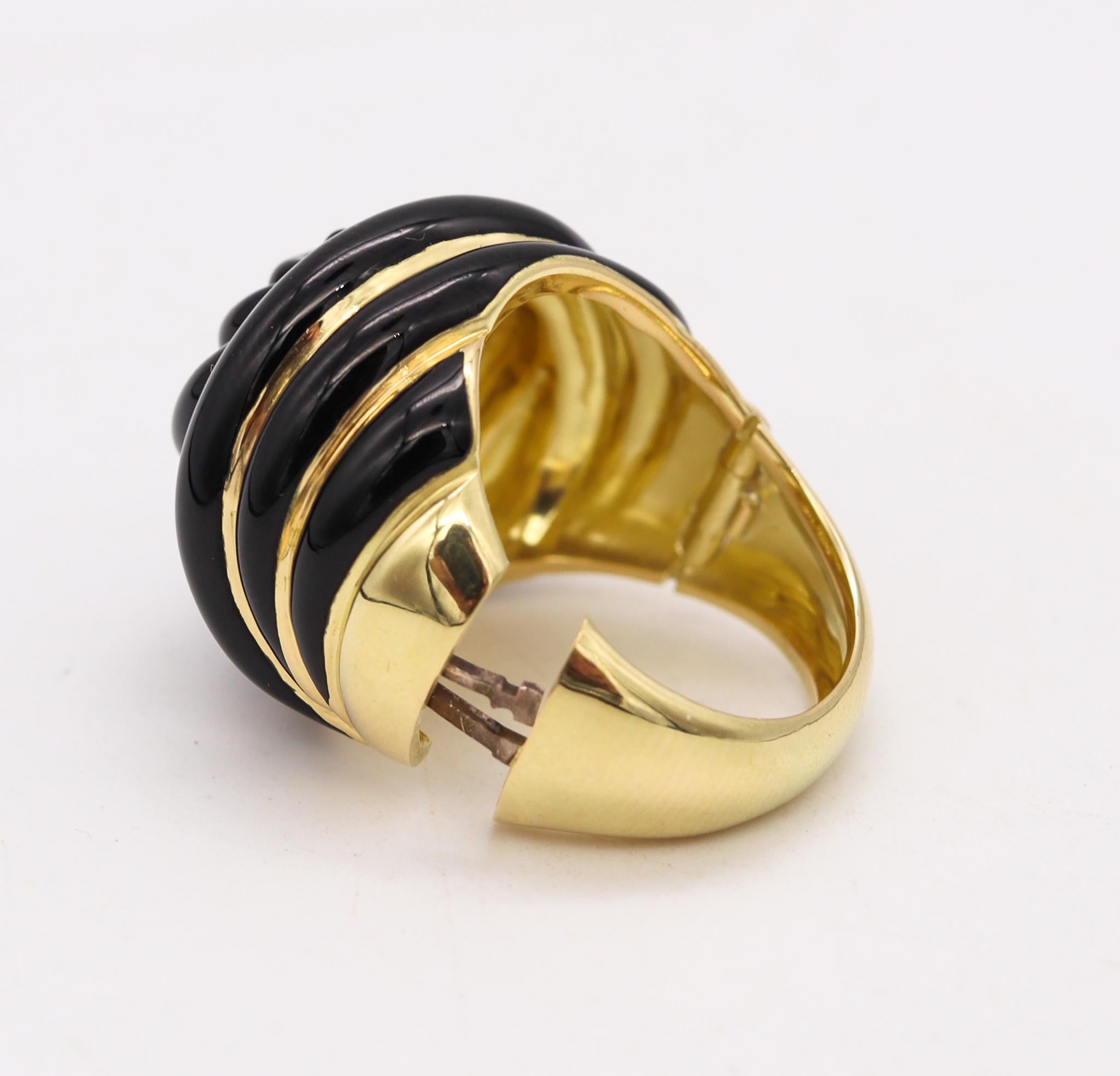 Women's Andrew Clunn NYC Knots Cocktail Ring in Solid 18Kt Yellow Gold with Black Enamel For Sale