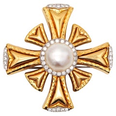Vintage Andrew Clunn Pendant Brooch In 18Kt Gold And Platinum With 2.46 Ctw In Diamonds