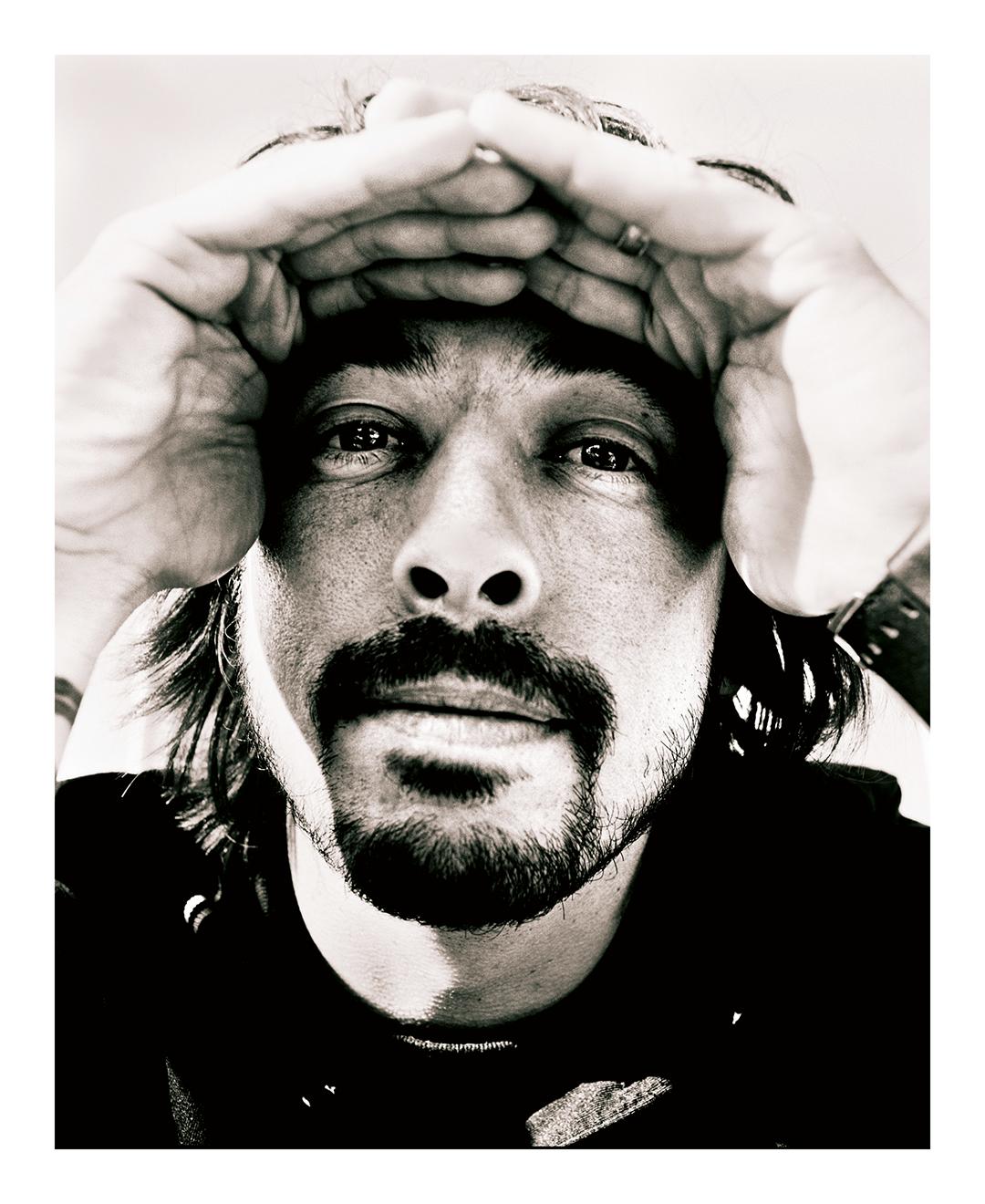 Andrew Cotterill Portrait Photograph - Dave Grohl