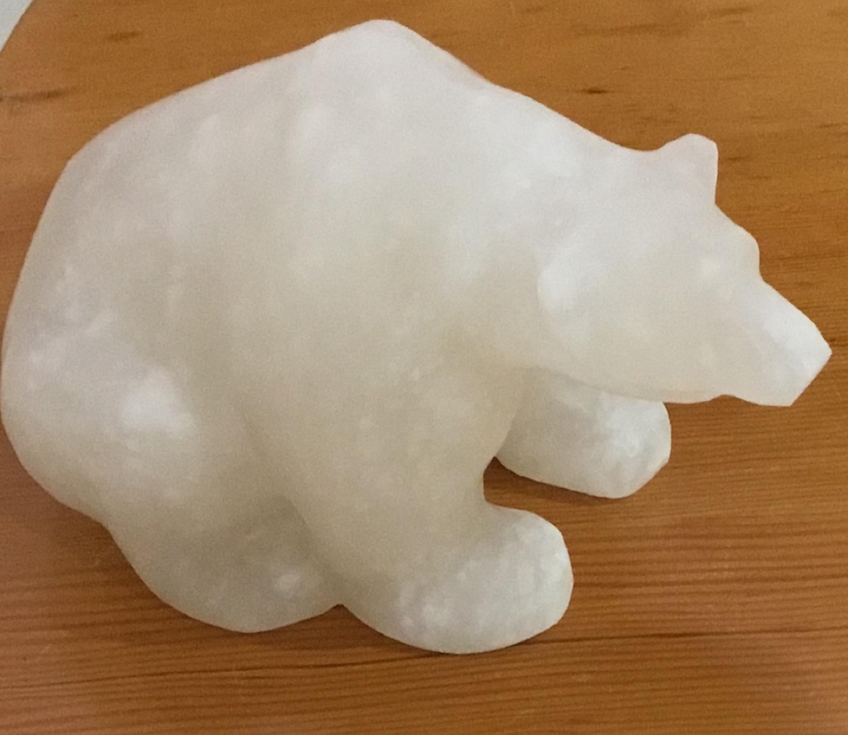 Petit ours en pierre
