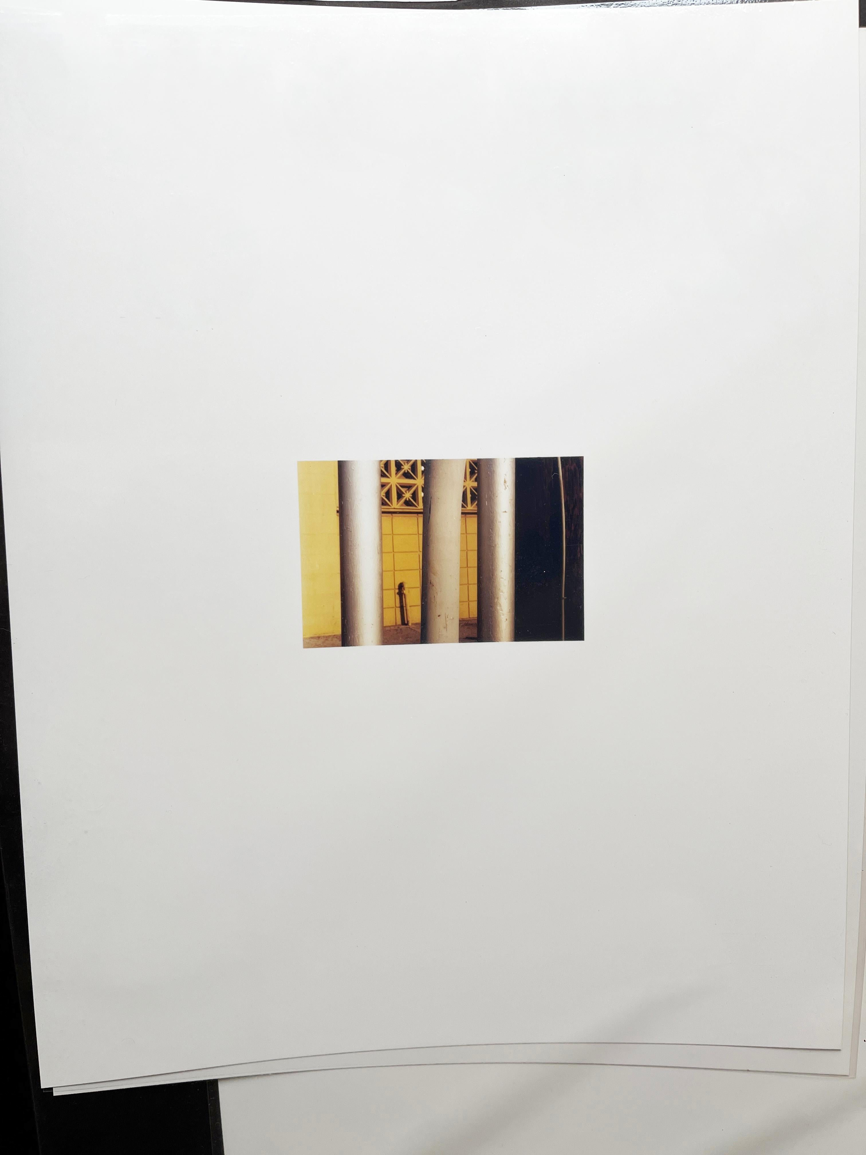Barnett - Photograph Astratto di Andrew George