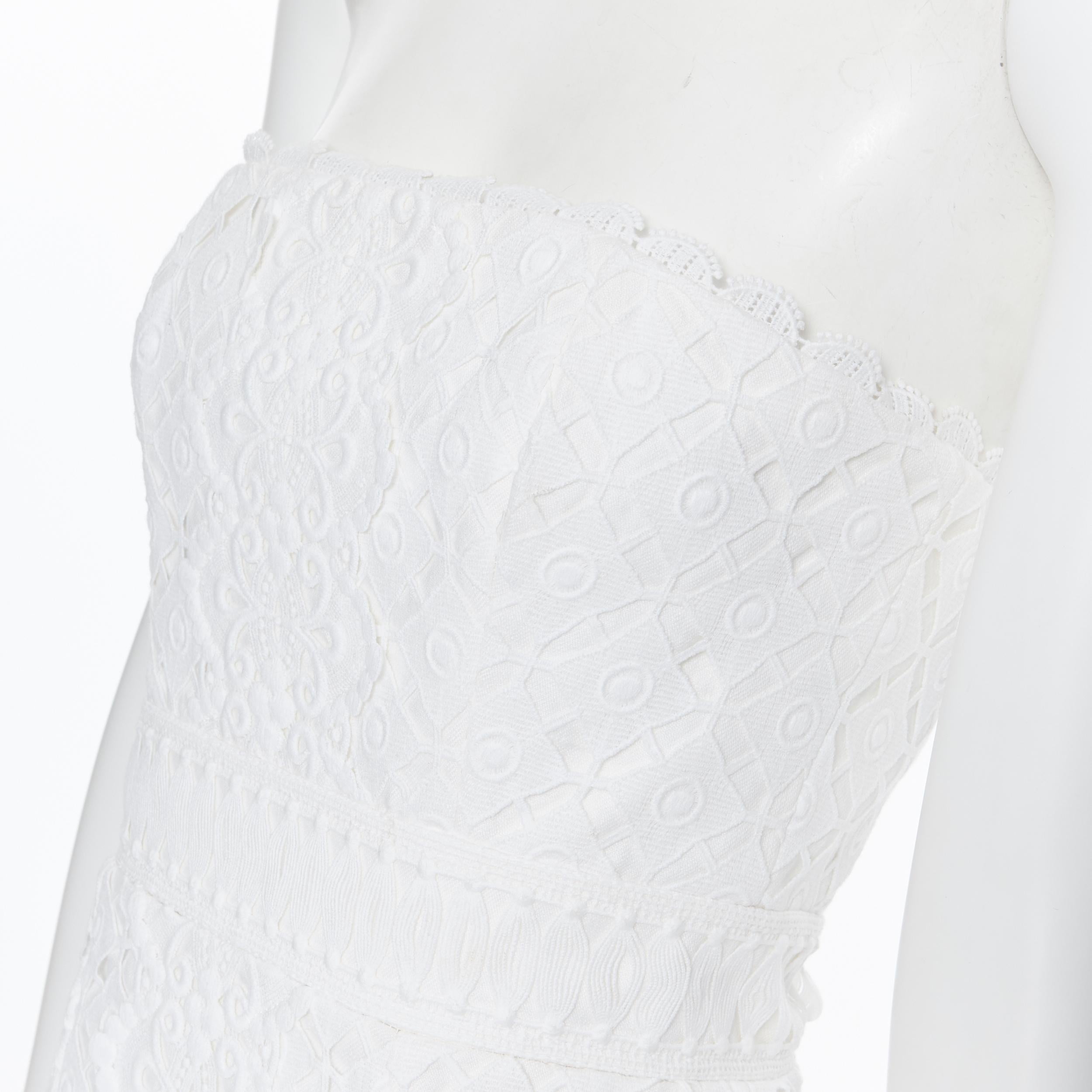 ANDREW GN 2009 vestido de cóctel sin tirantes de encaje floral blanco IT36 XS
Marca: Andrew Gn
Diseñador: Andrew Gn
Nombre del modelo / Estilo: Vestido de encaje
Material: Algodón
Color: Blanco
Patrón: Sólido
Cierre: cremallera
Detalle extra: Sin