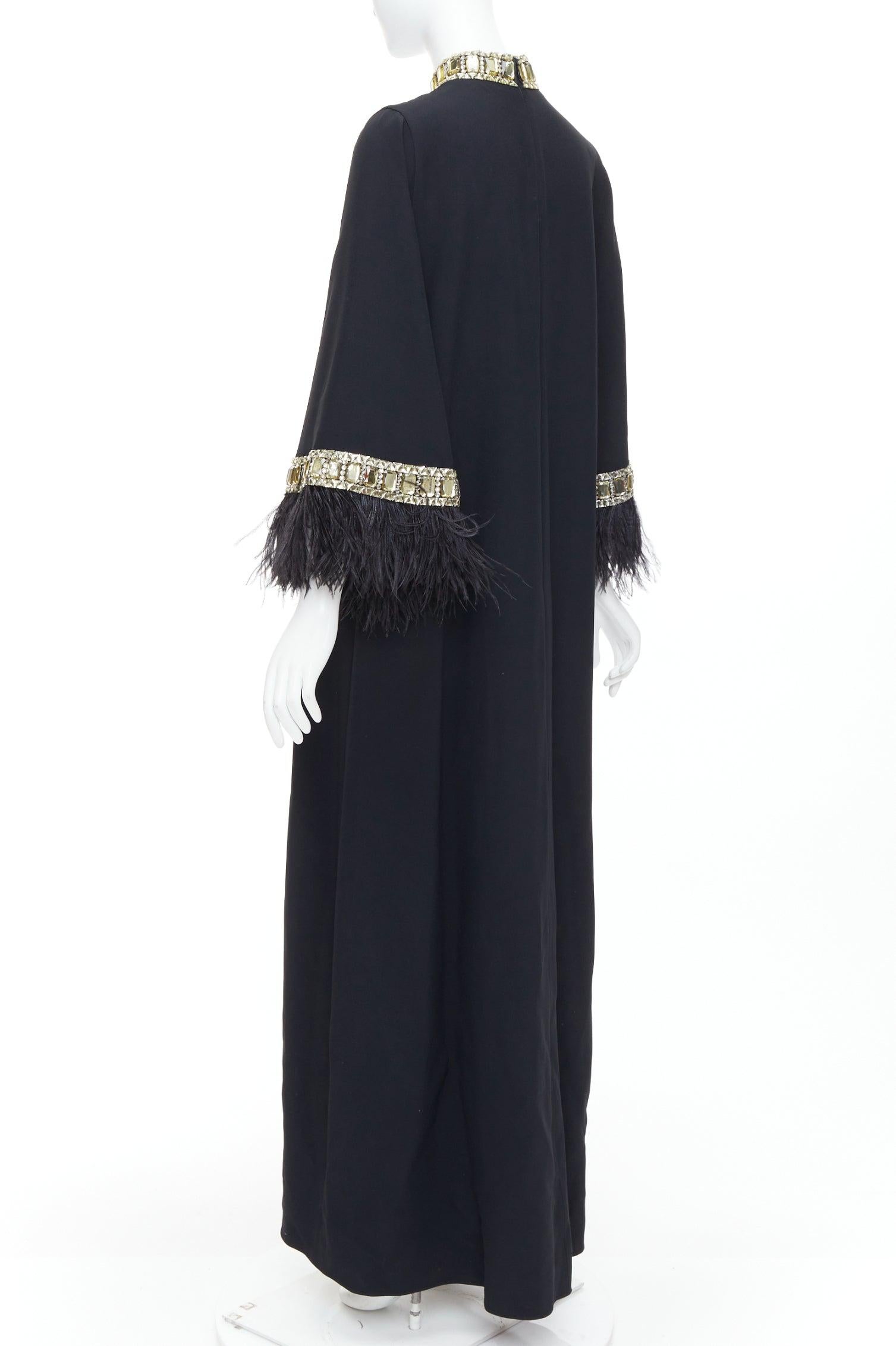 ANDREW GN 2021 Pasarela maxi vestido negro con plumas de avestruz y cuentas de cristal FR38 M en venta 1