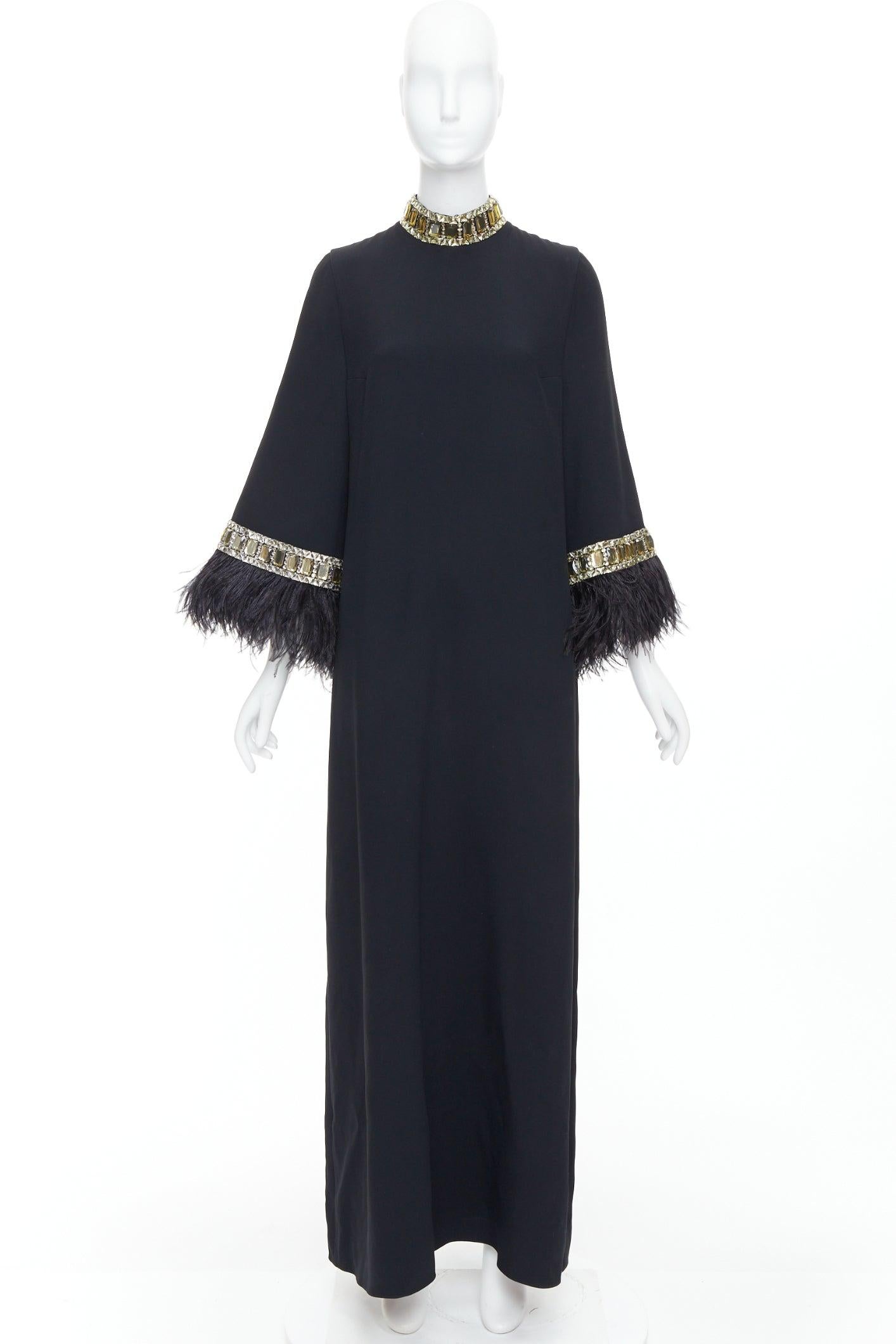 ANDREW GN 2021 Pasarela maxi vestido negro con plumas de avestruz y cuentas de cristal FR38 M en venta 4