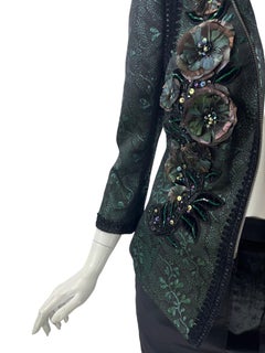 Andrew Gn Chaqueta blazer de noche verde esmeralda adornada con cuentas y plumas Fr 44
