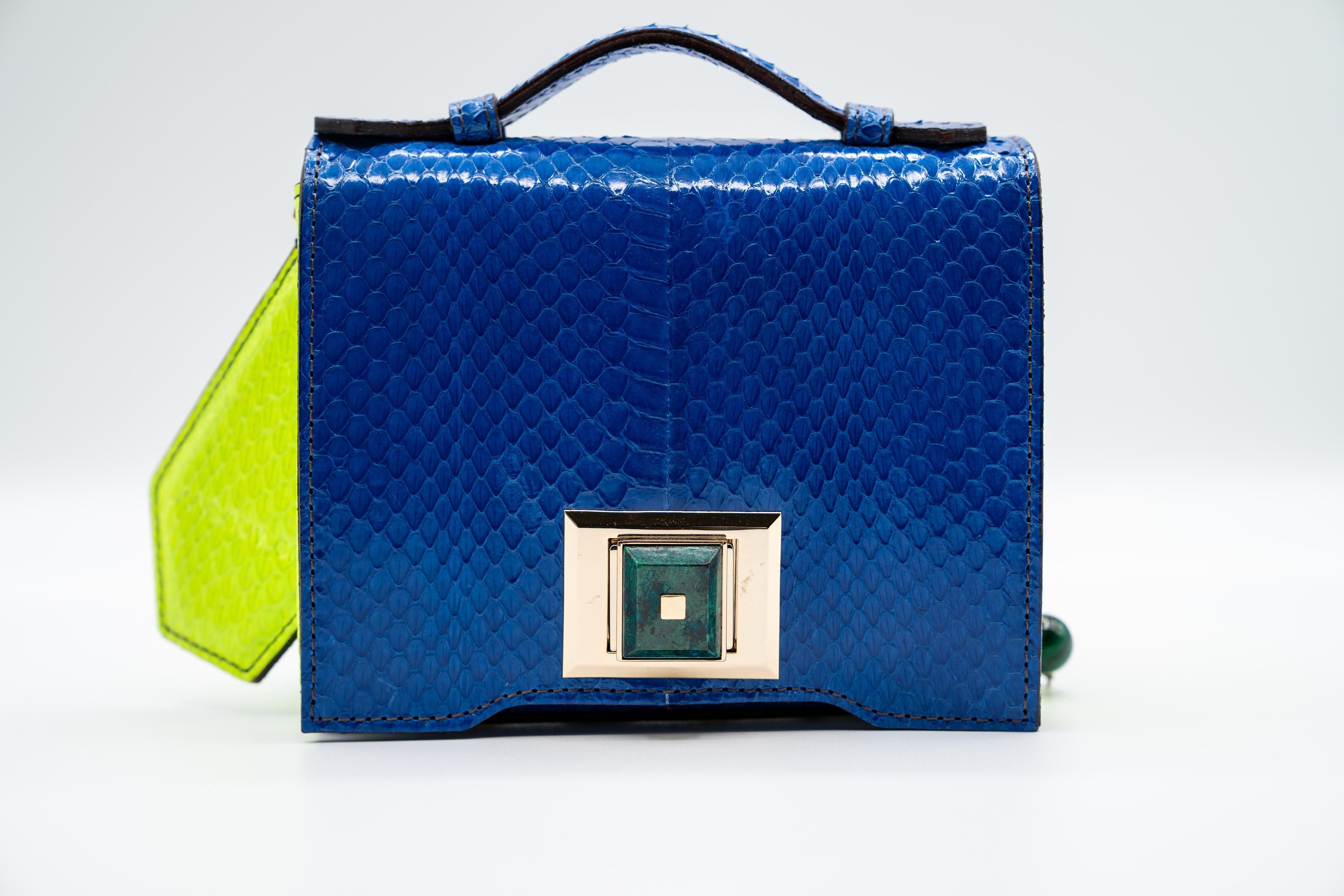 Andrew GN F/W 2015  Blue Snakeskin Semi-precious Stones Bag In Excellent Condition For Sale In Boca Raton, FL
