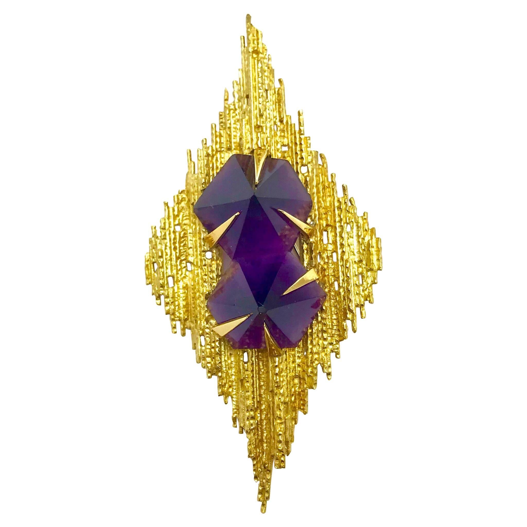 Andrew Grima Amethyst and Yellow Gold Pendant Brooch
