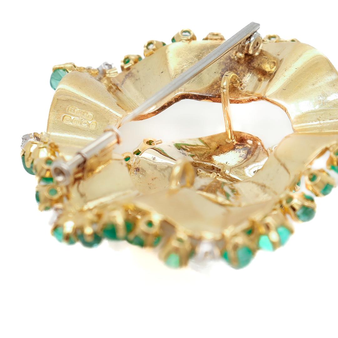 Andrew Grima Attributed 18 Karat Gold, Emerald, & Diamond Modernist Brooch For Sale 7