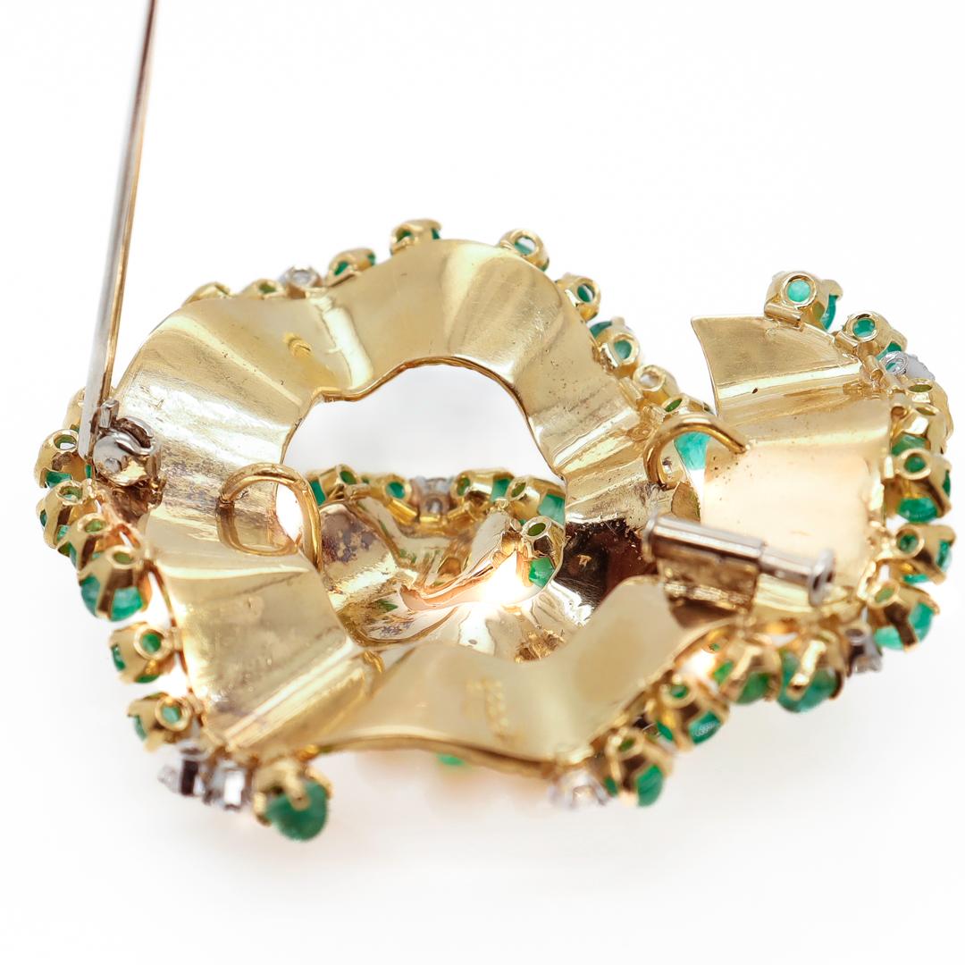 Andrew Grima Attributed 18 Karat Gold, Emerald, & Diamond Modernist Brooch For Sale 10