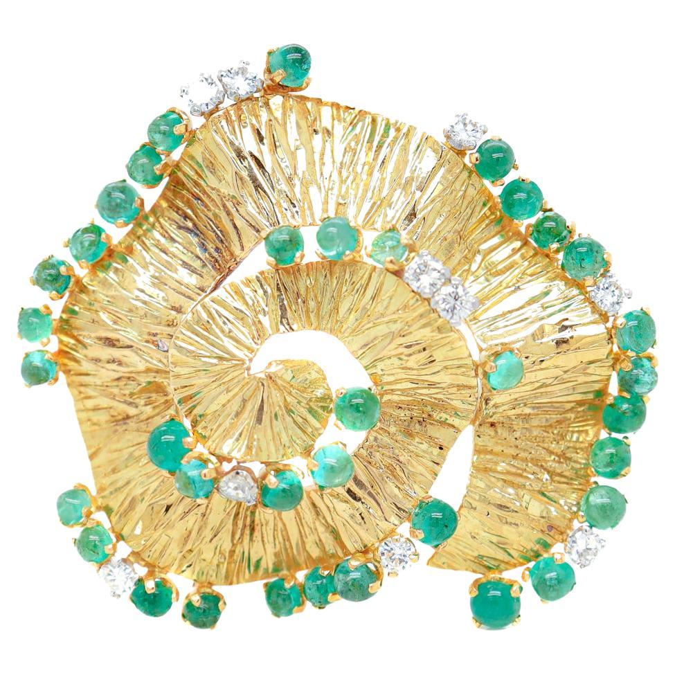 Andrew Grima Attributed 18 Karat Gold, Emerald, & Diamond Modernist Brooch For Sale