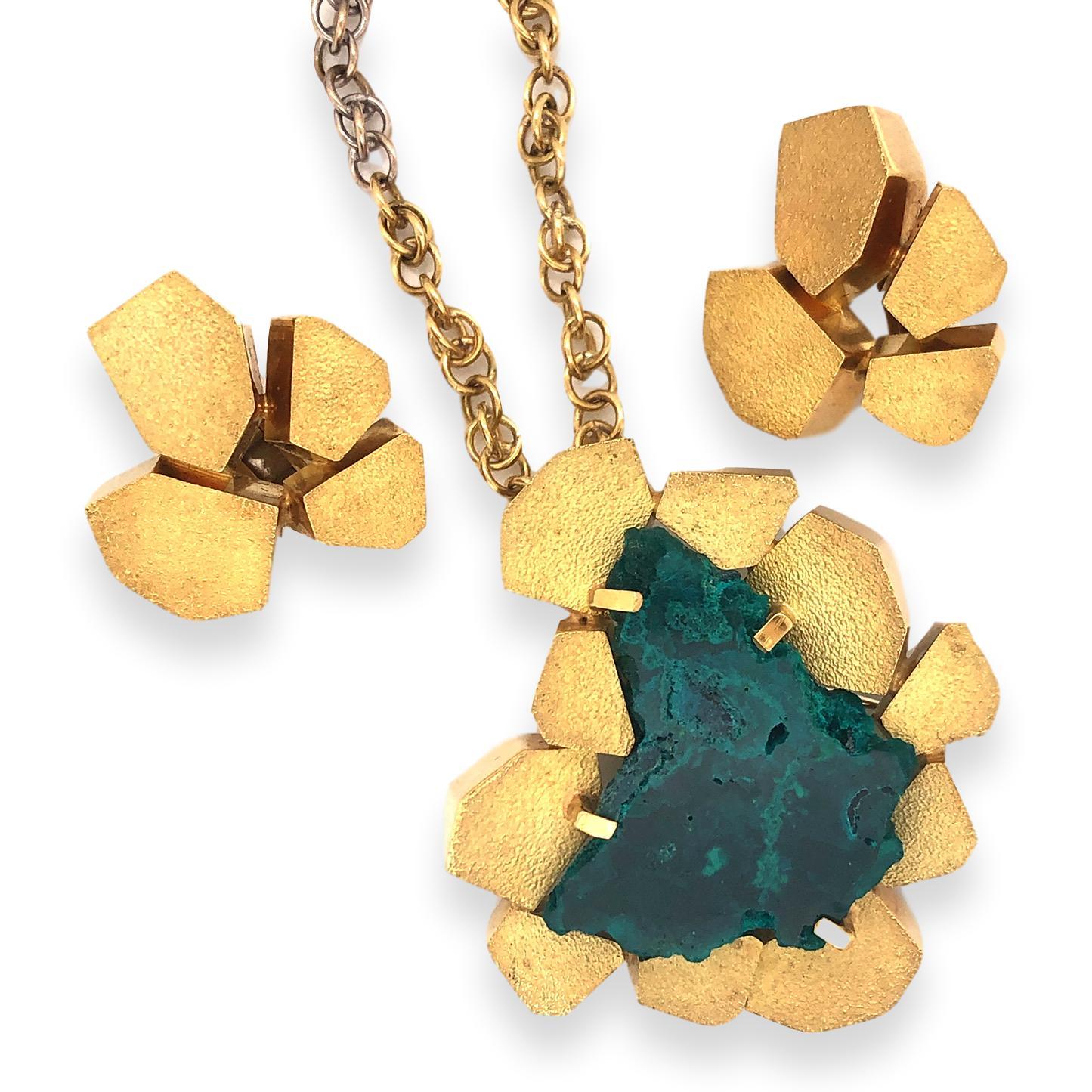 Modernist Andrew Grima Dioptase and Gold Pendant / Brooch and Earrings, 1970s