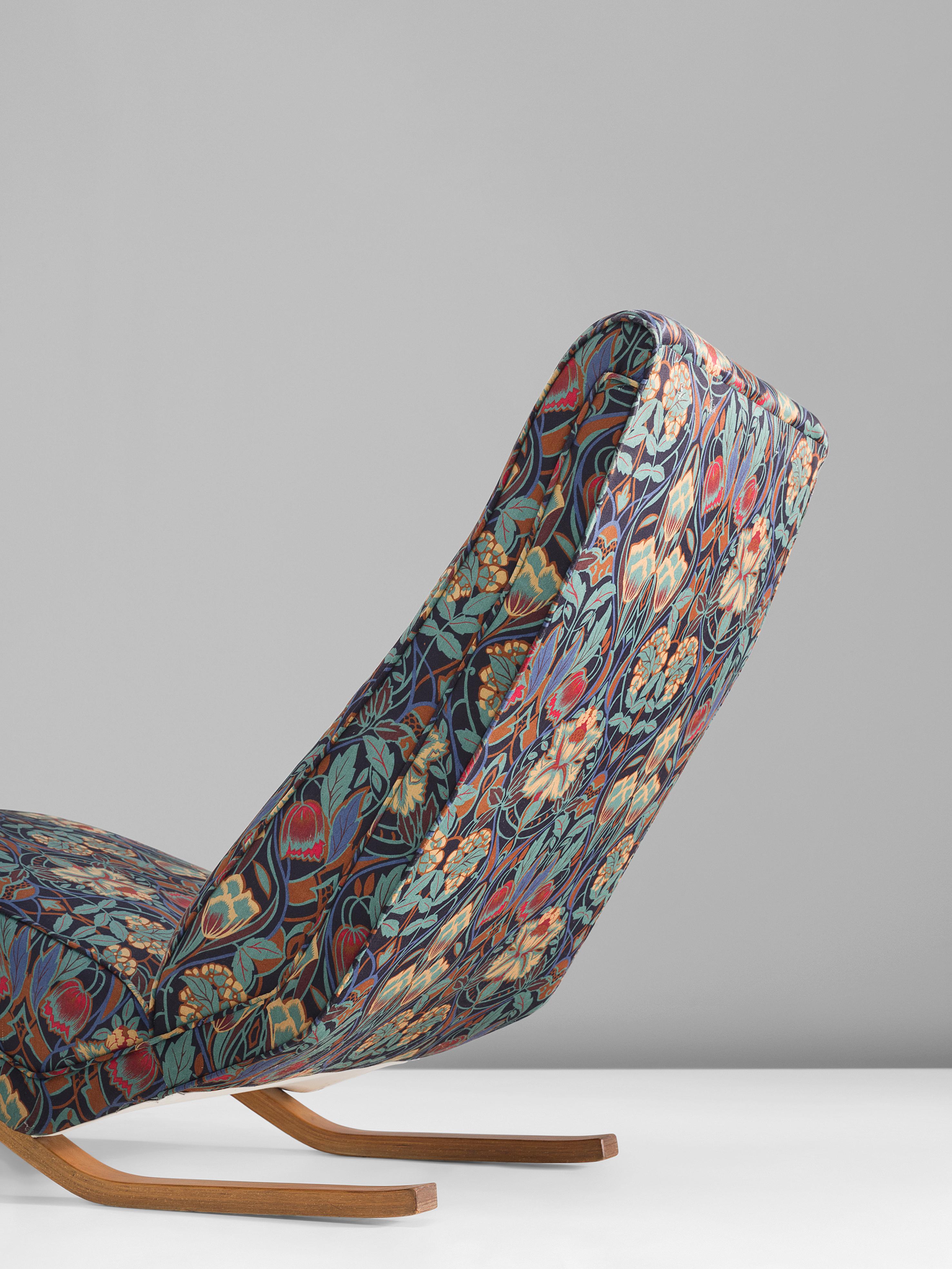 Andrew J. Milne Chaise Lounge in Beech and Floral Fabric 2