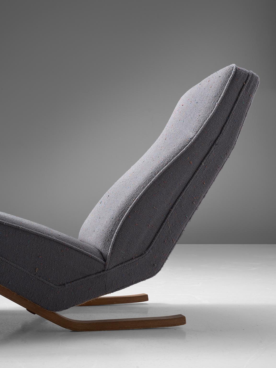 Andrew J. Milne Daybed with Grey Upholstery In Good Condition In Waalwijk, NL