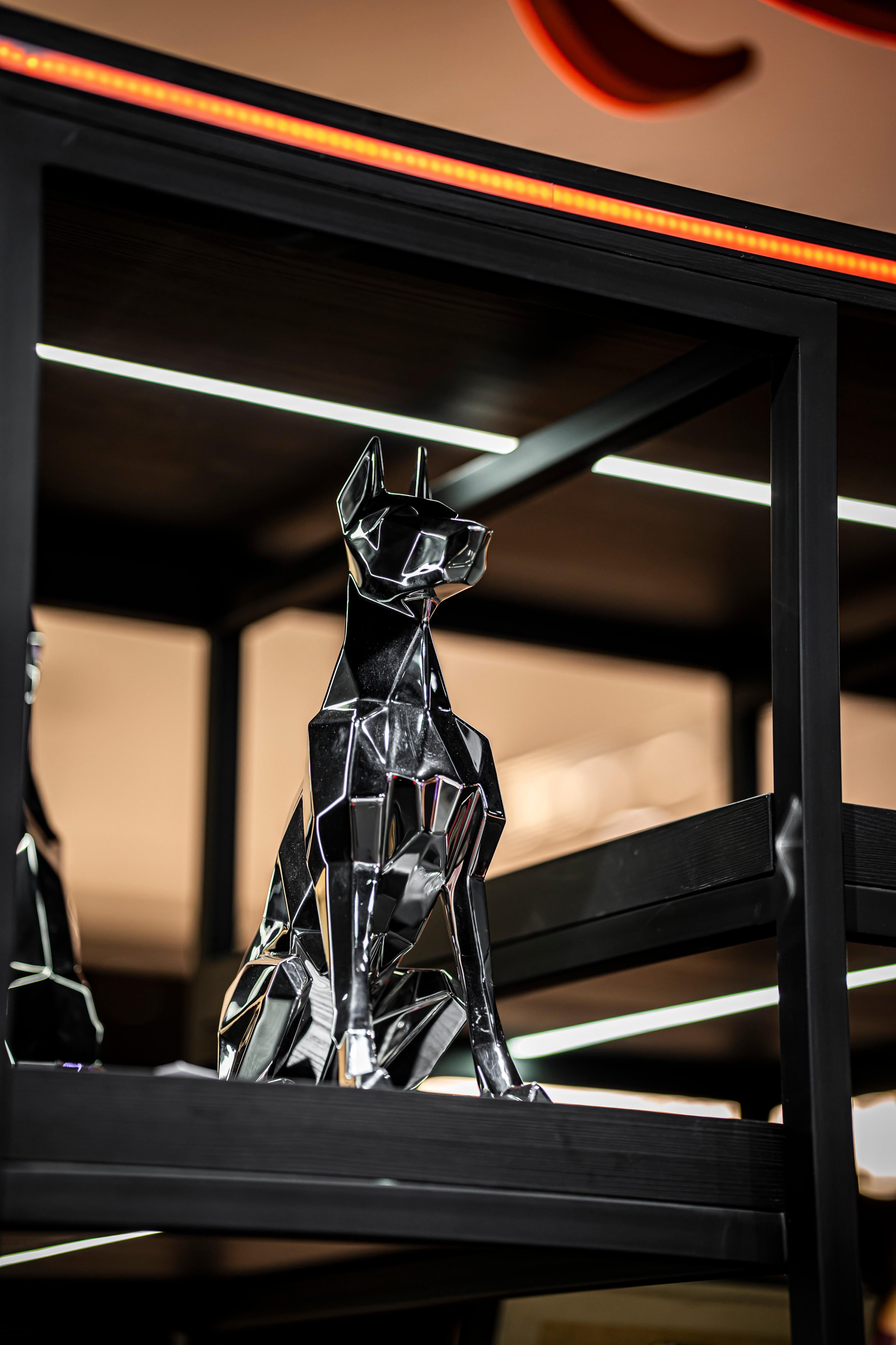 Information: Strict geometry, impeccable architecture of flat faces, minimalism, conciseness combined with elegance have become the artist's hallmark.

Andrew is a talented sculptor and metal artist. He works exceptionally well with low poly steel