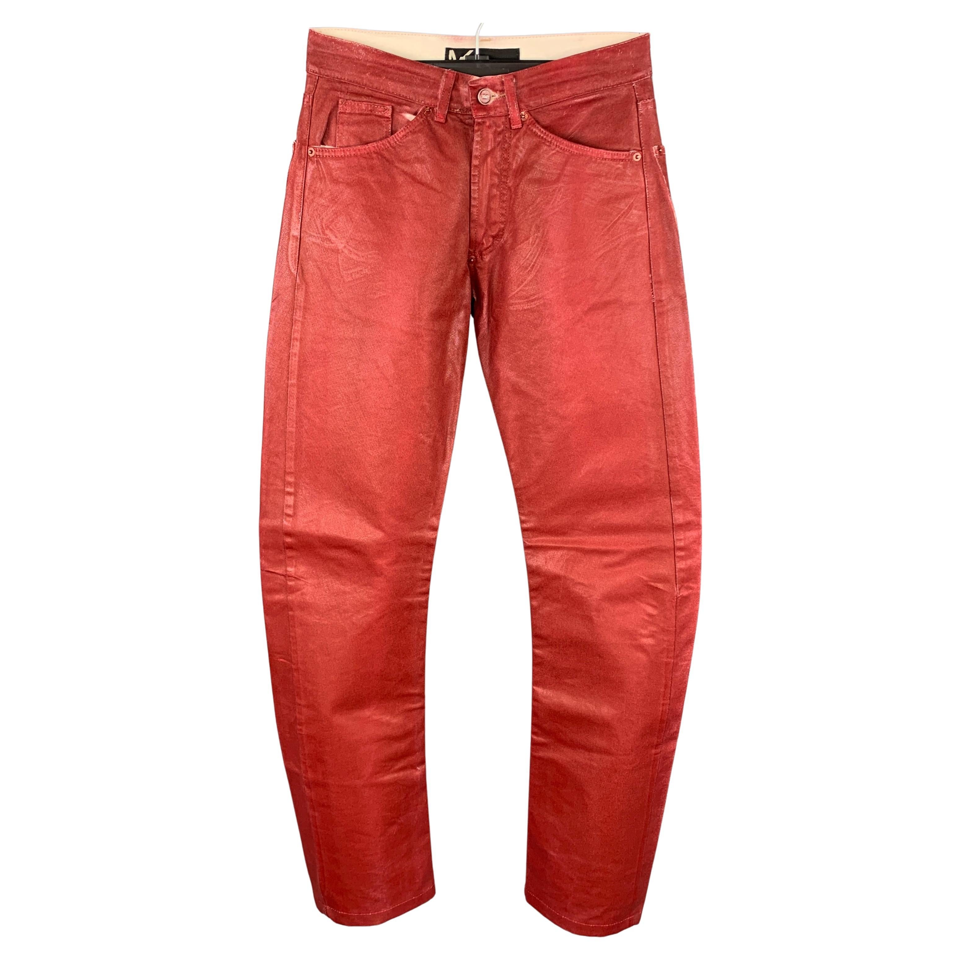ANDREW MACKENZIE Jeans Zip Fly in denim rivestito rosso taglia 28 in  vendita su 1stDibs | andrew mackenzie abbigliamento, andrew mackenzie sito  ufficiale