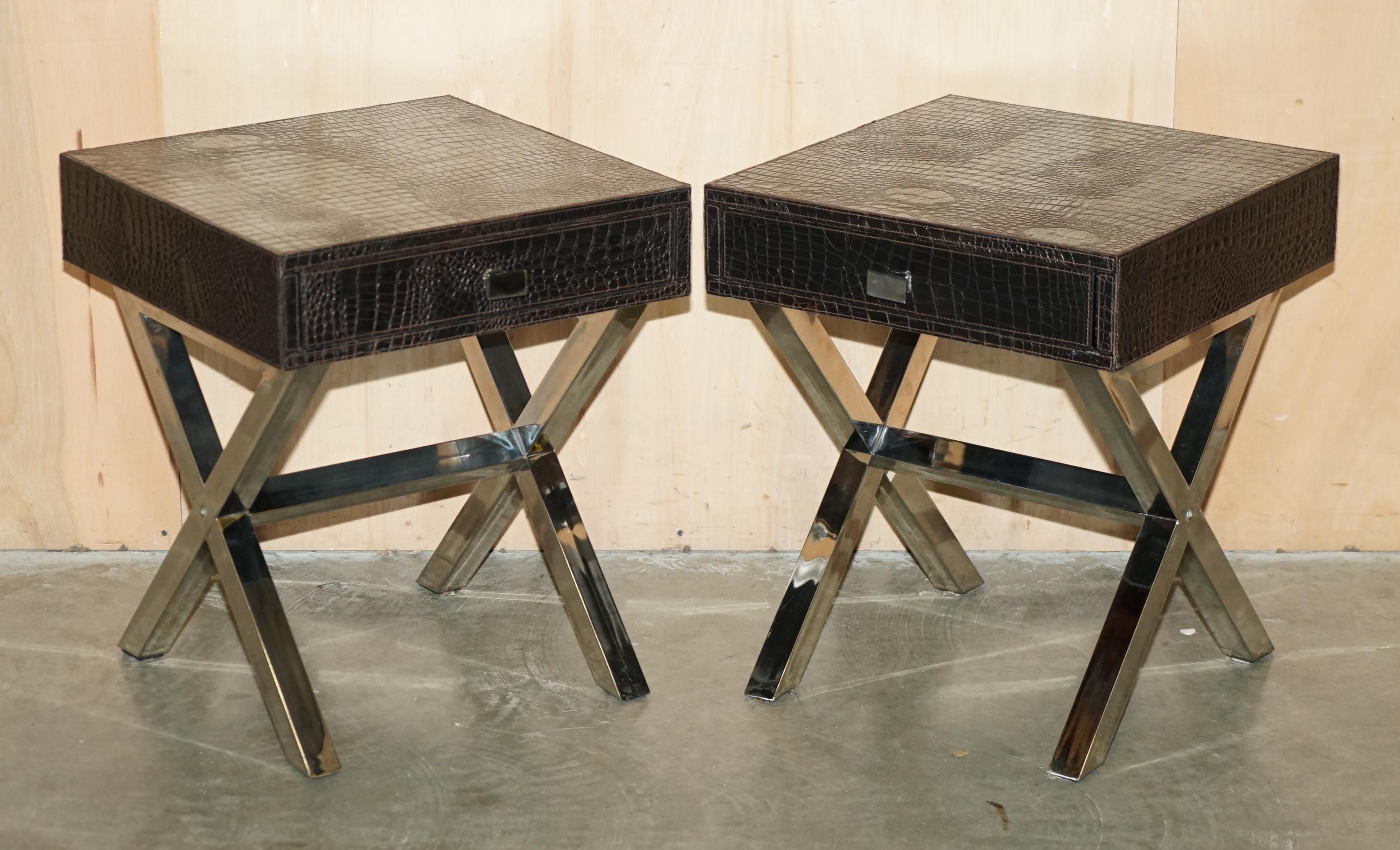 Royal House Antiques

The House Antiques a le plaisir d'offrir à la vente cette très belle collection de tables d'appoint chromées de style Andrew Martin, recouvertes de cuir patiné d'alligator ou de crocodile. 

Veuillez noter que les frais de