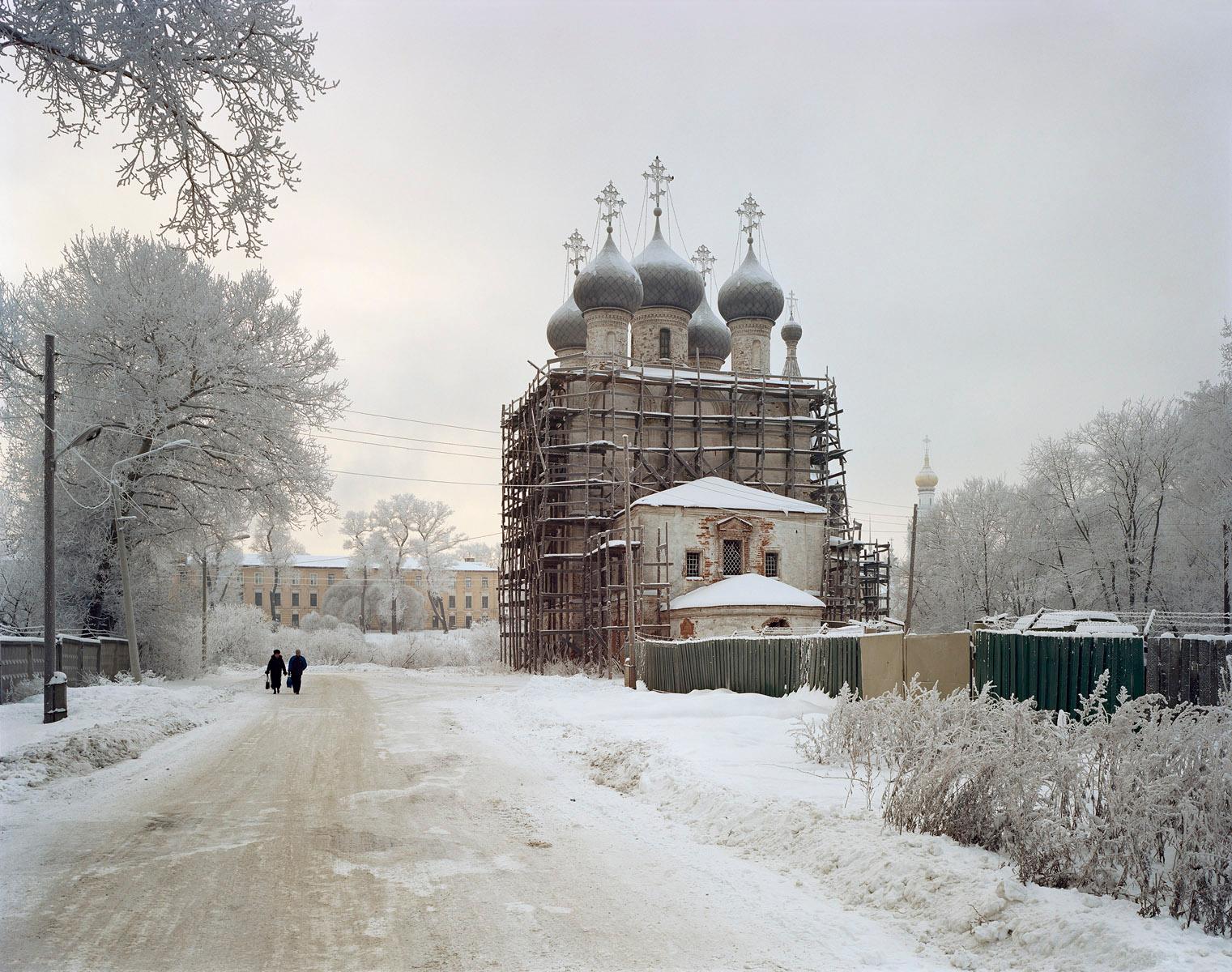 Andrew Moore - Iglesia abandonada, Fotografía 2004, Impreso después de