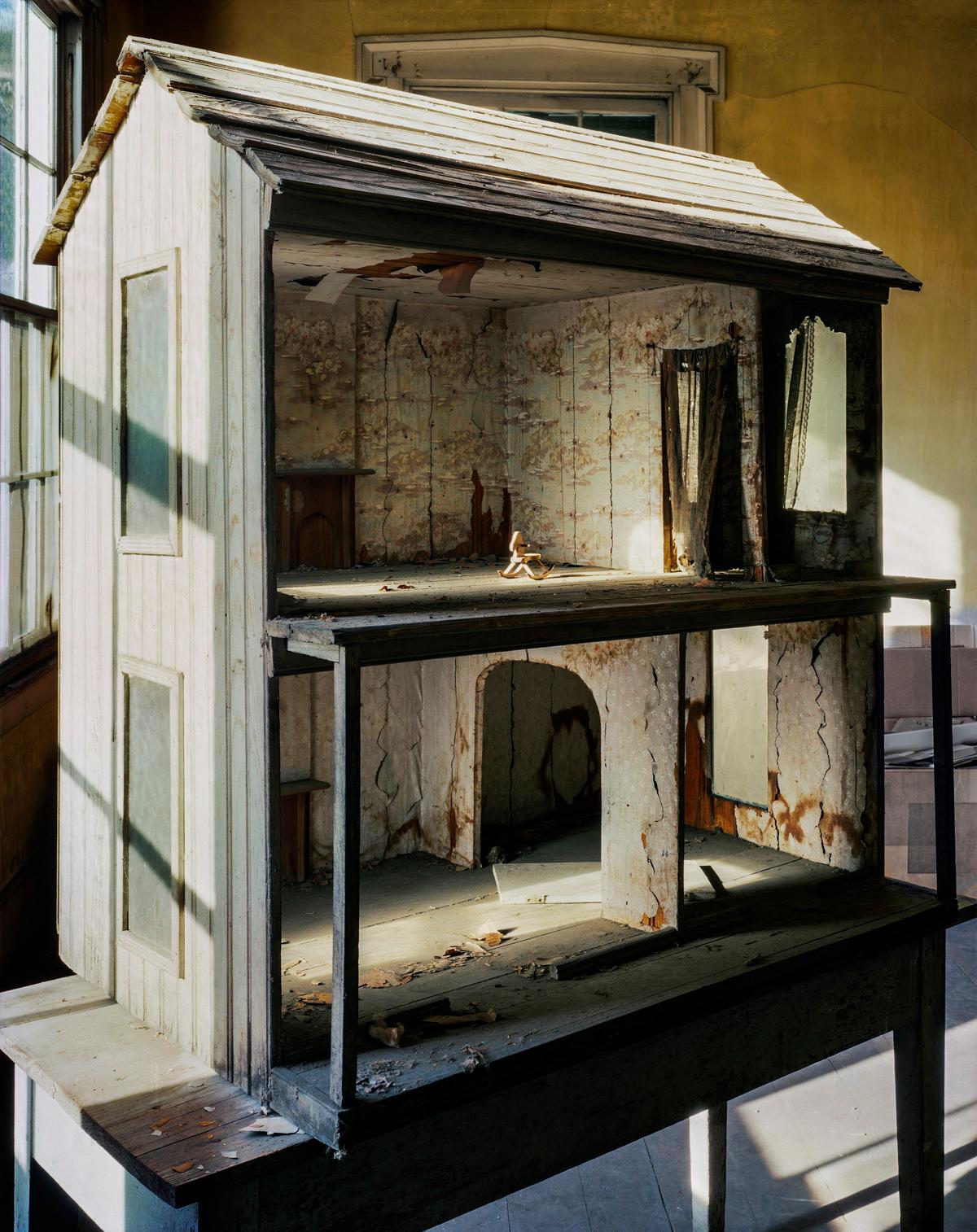Archival Pigment Print

Doll house found in attic. Demopolis Alabama

All available sizes & editions for each size of this photograph:
40" x 30” - Edition of 5 + 2 Artist Proofs
50" X 40"- Edition of 5 + 2 Artist Proofs
60" X 50"-  Edition of 5 + 2