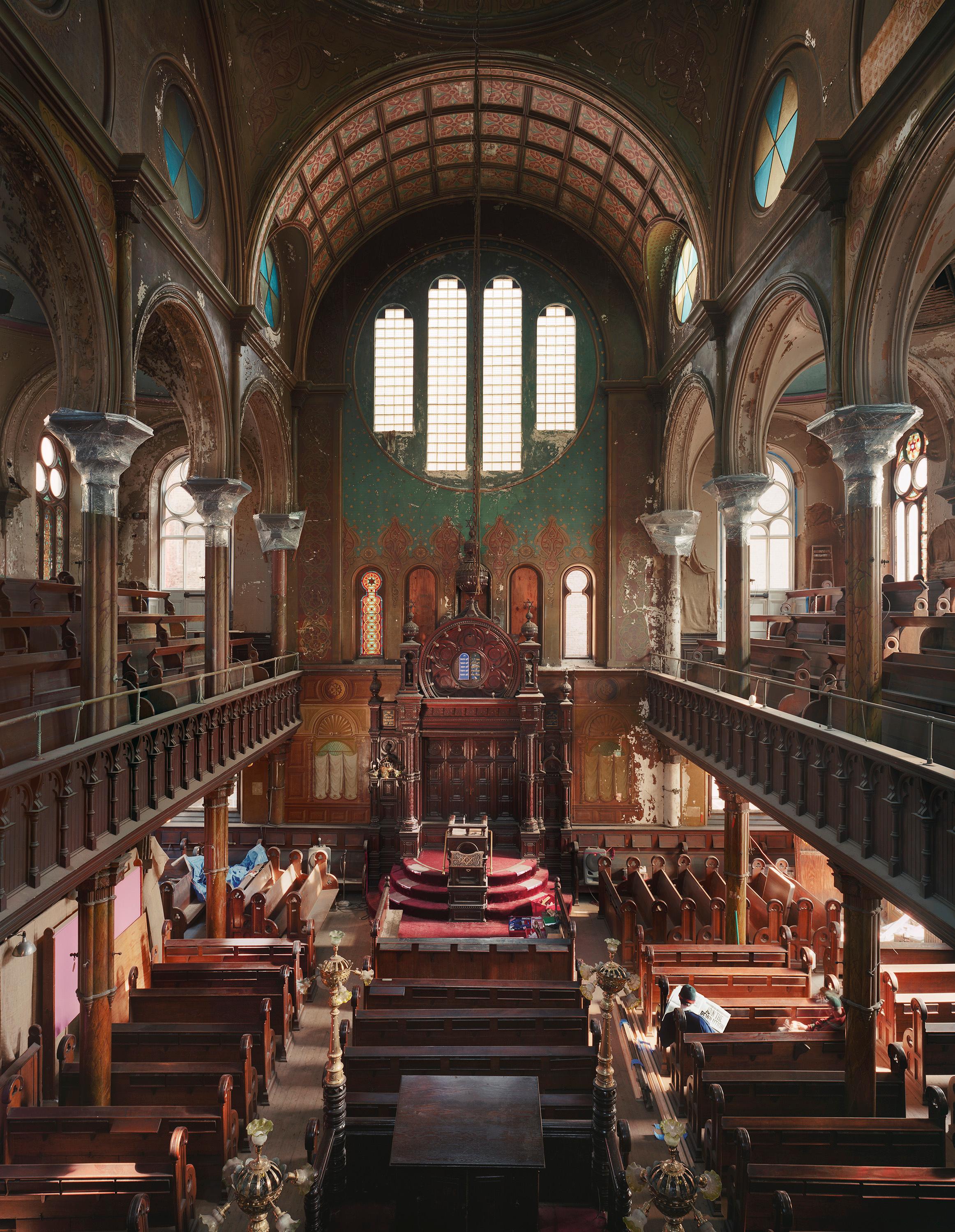 Andrew Moore - Sinagoga LES, Fotografía 1995, Impreso después de