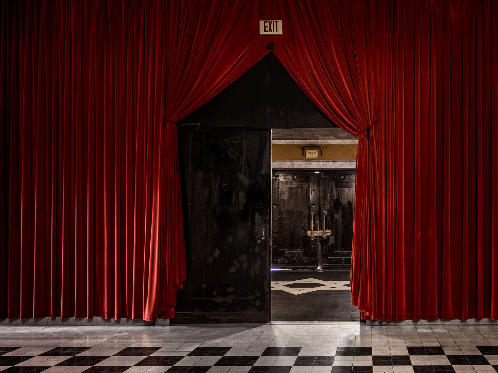 Andrew Moore Landscape Photograph – Temple Downtown, Mobile, AL