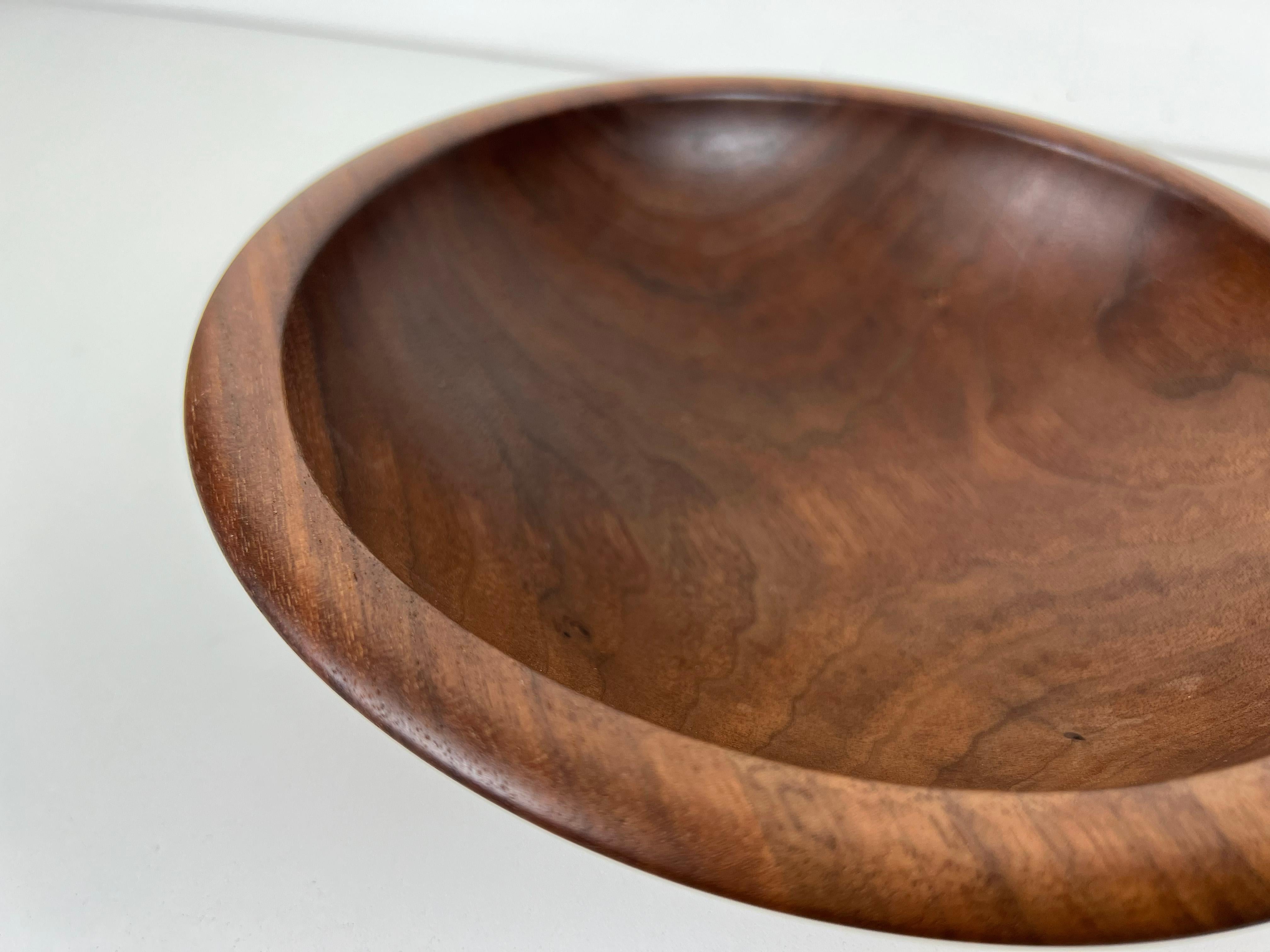 Andrew Pearce Walnut Champlain Serving Bowl For Sale 4