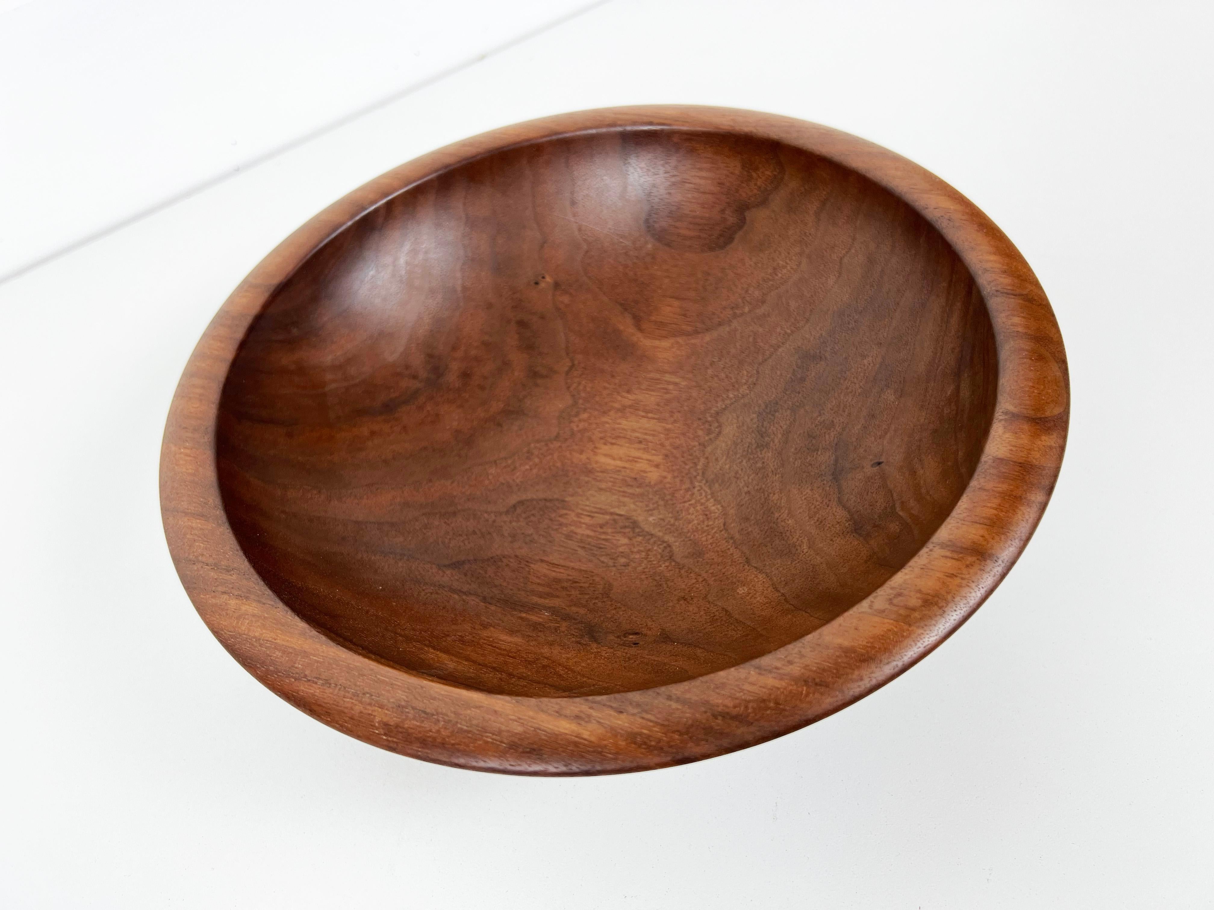 Andrew Pearce Walnut Champlain Serving Bowl For Sale 2