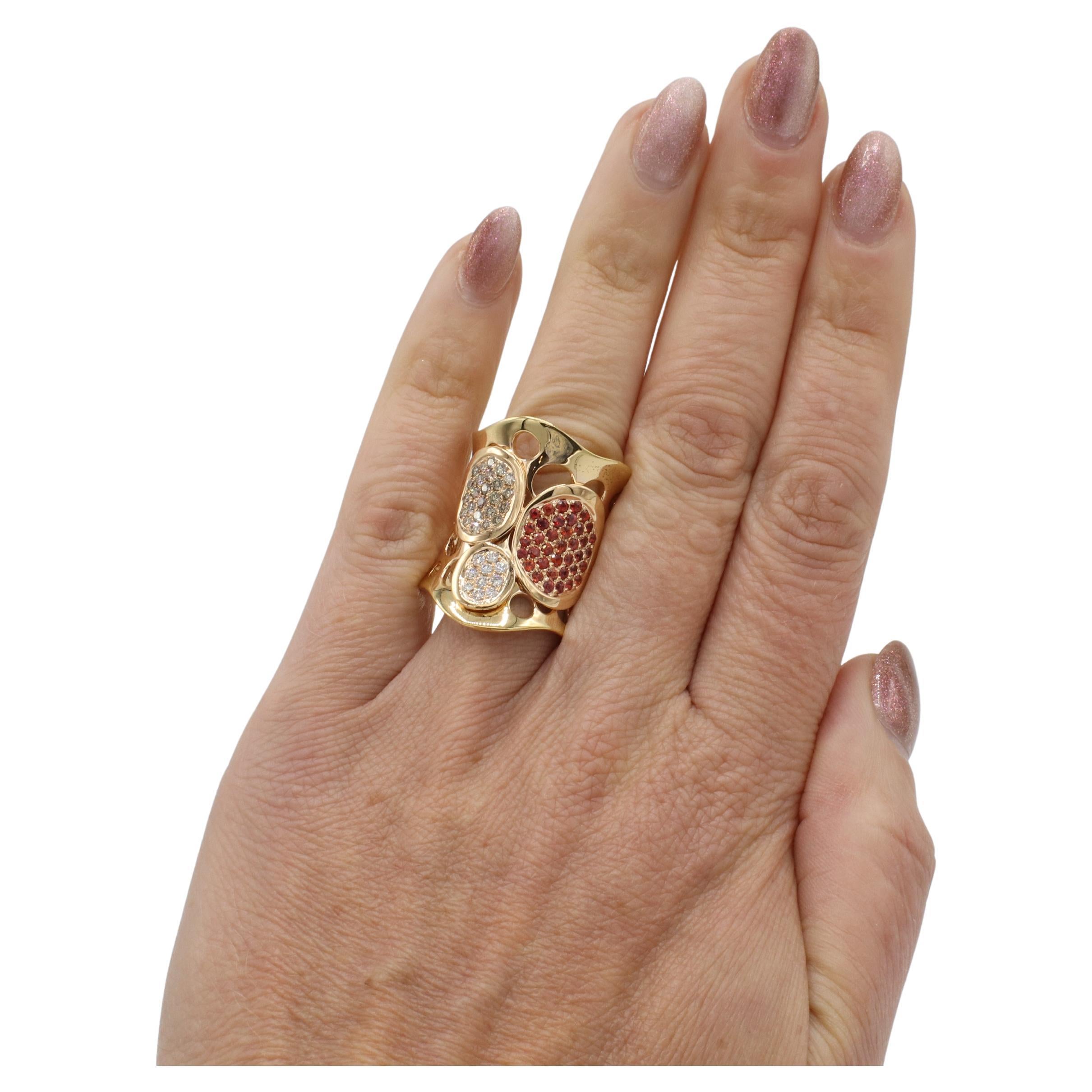 Andrew Sarosi 18K Gelbgold Naturdiamant & Spessartit Granat Band Ring
Metall: 18k Gelbgold
Gewicht: 17,36 Gramm
Breite: 28 mm
Diamanten: Ca. 0,73 CTW F-G VS & braune VS runde Naturdiamanten
Größe: 6.5 (US)
Unterschrieben: Sarosi 
KIN F35000978