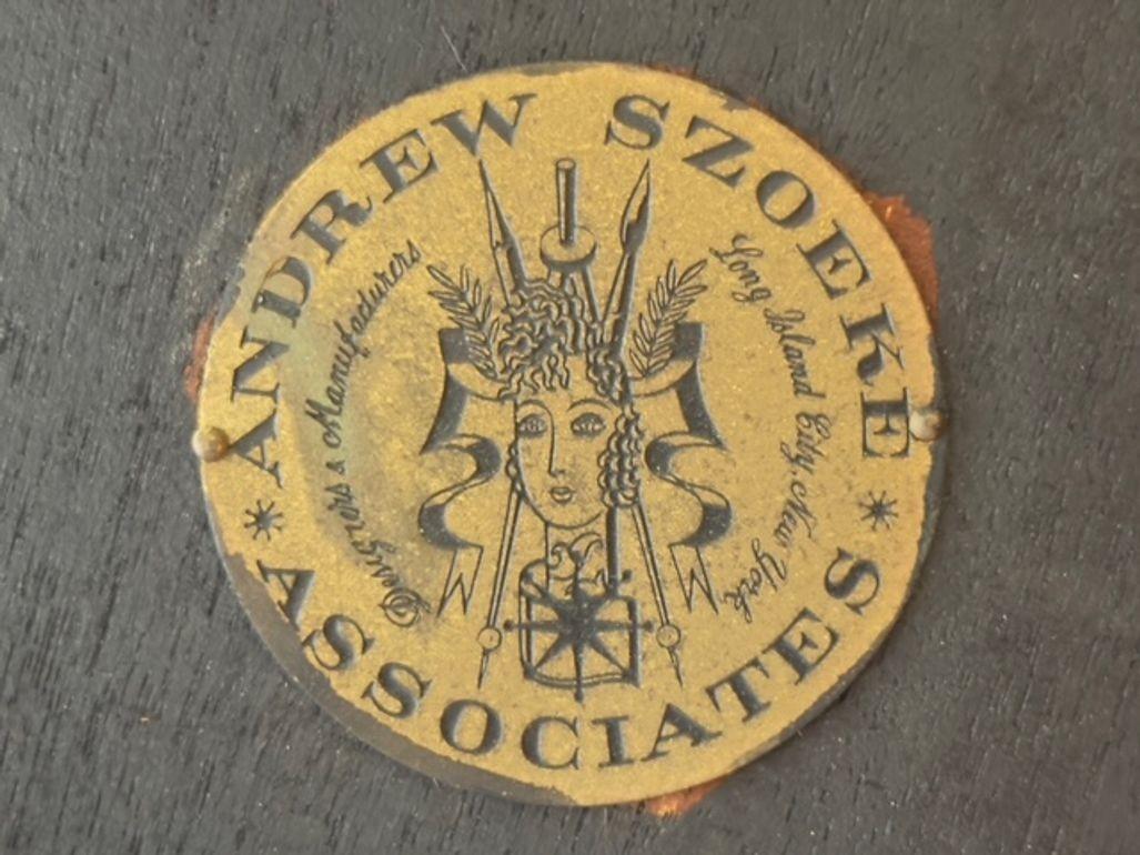 Andrew Szoeke, Satinholz, Eiche, Schreibtisch und Stuhl, USA, 1950er Jahre im Zustand „Gut“ im Angebot in Manhasset, NY