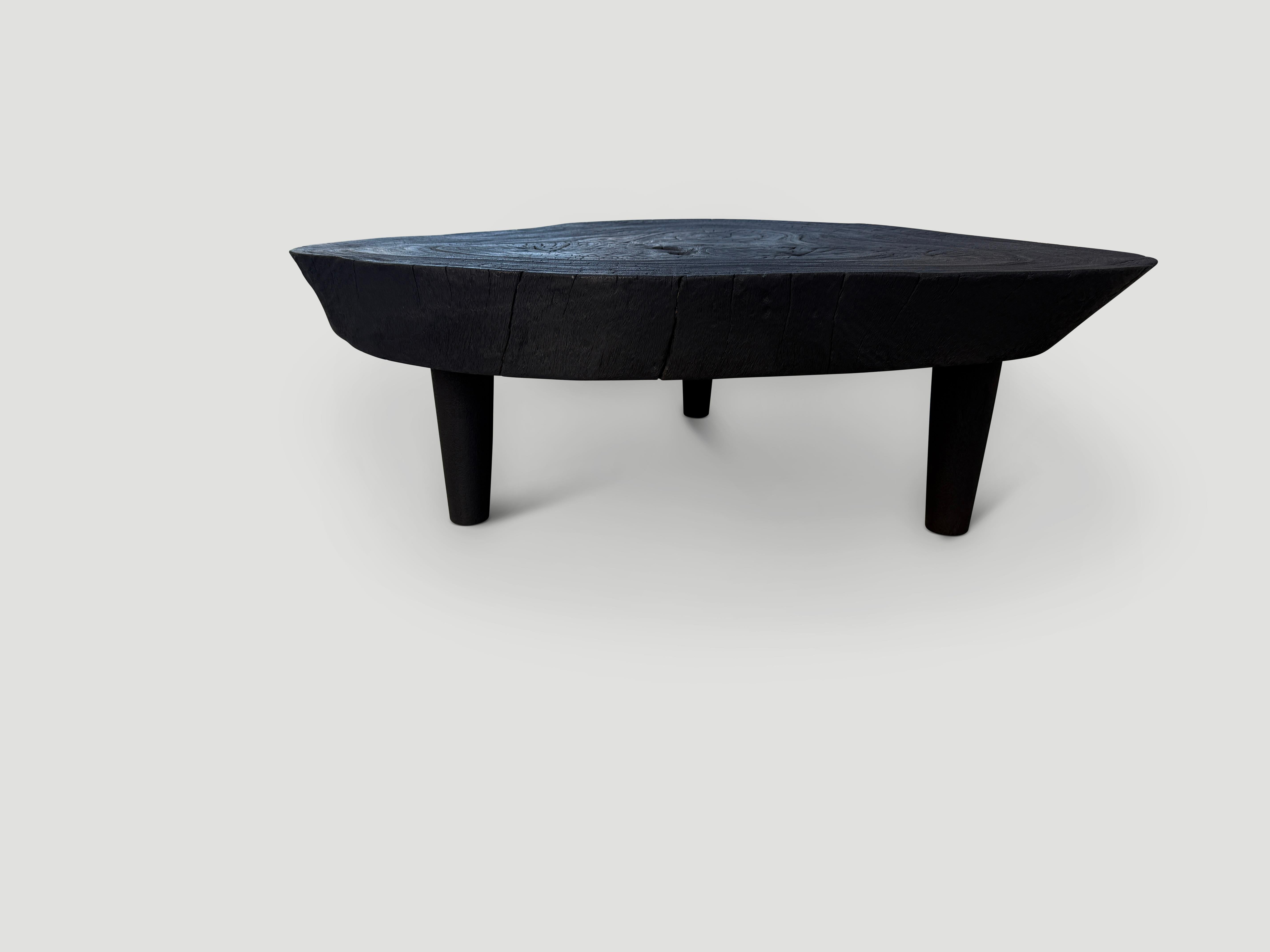 Bois Andrianna Shamaris Amorphous table basse moderne du milieu du siècle dernier en vente