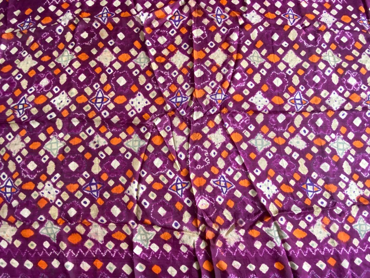 Textile de soie antique orange brûlé et violet en vente 2