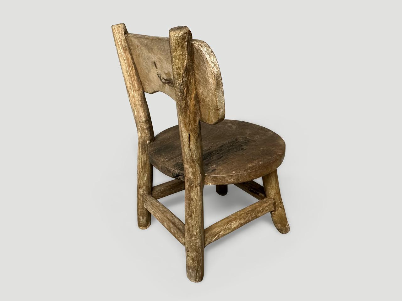 Minimaliste Chaise ou table d'appoint ancienne en vente